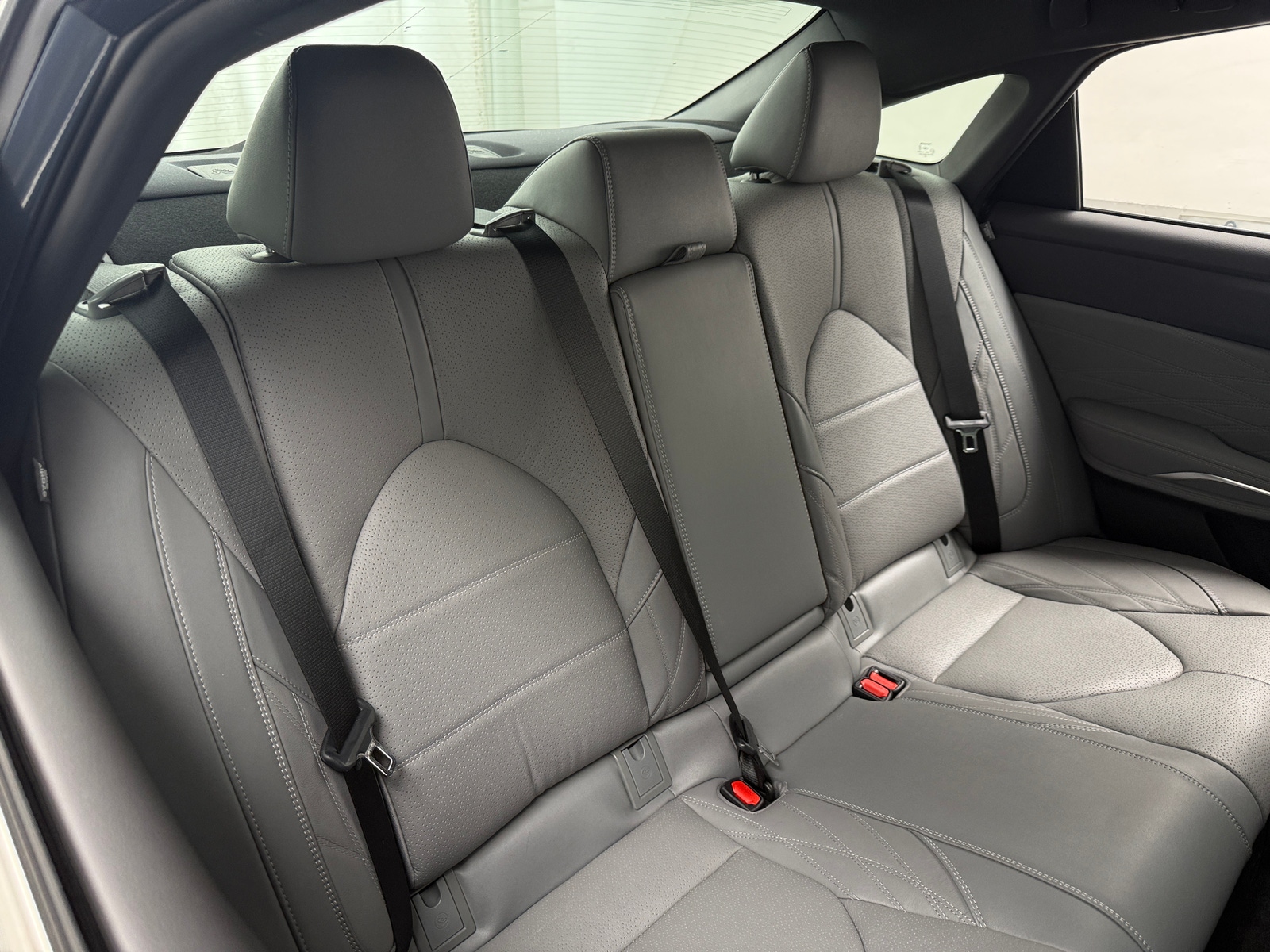 Thumbnail: 2021 Toyota Avalon - 6