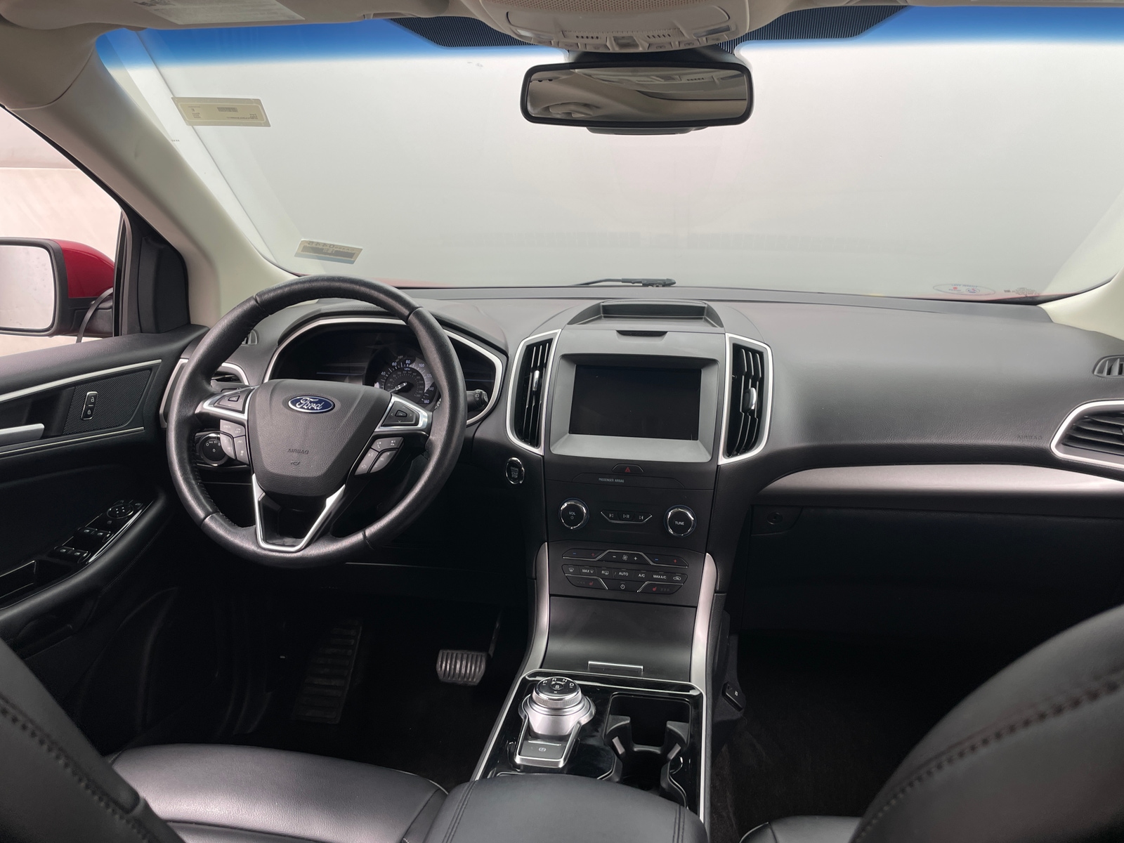 Thumbnail: 2020 Ford Edge - 2