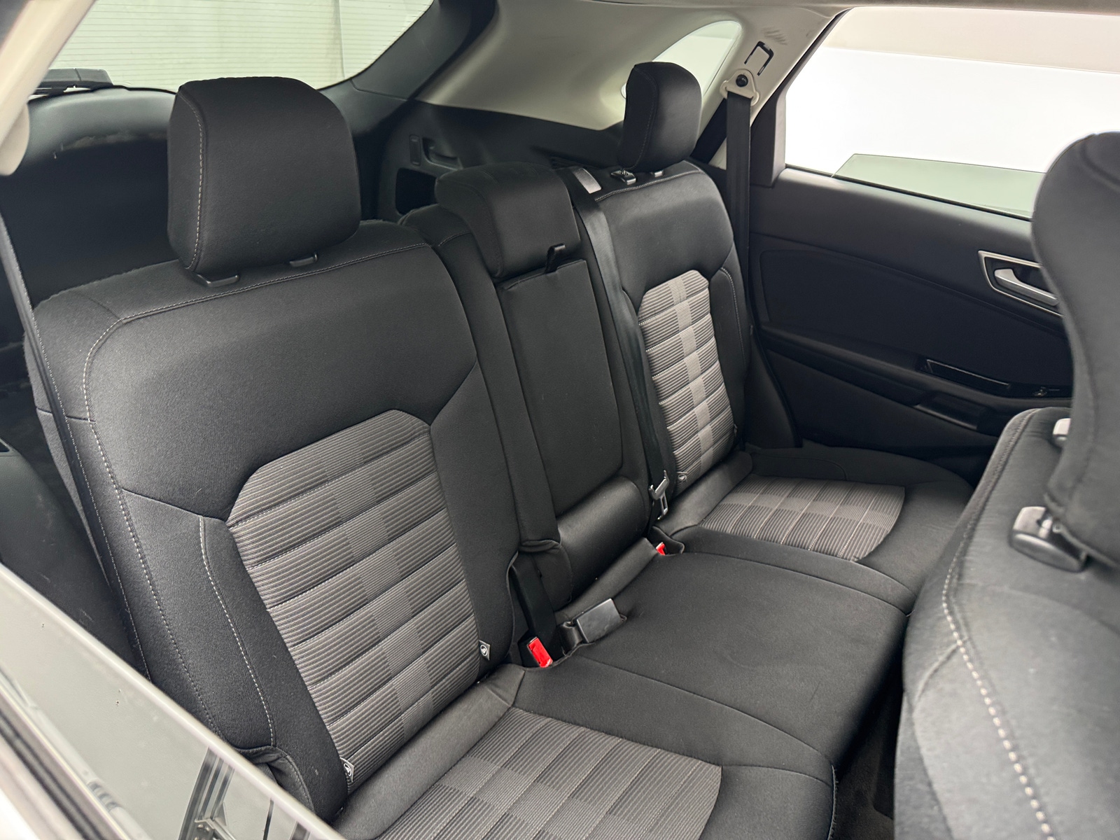 Thumbnail: 2017 Ford Edge - 6