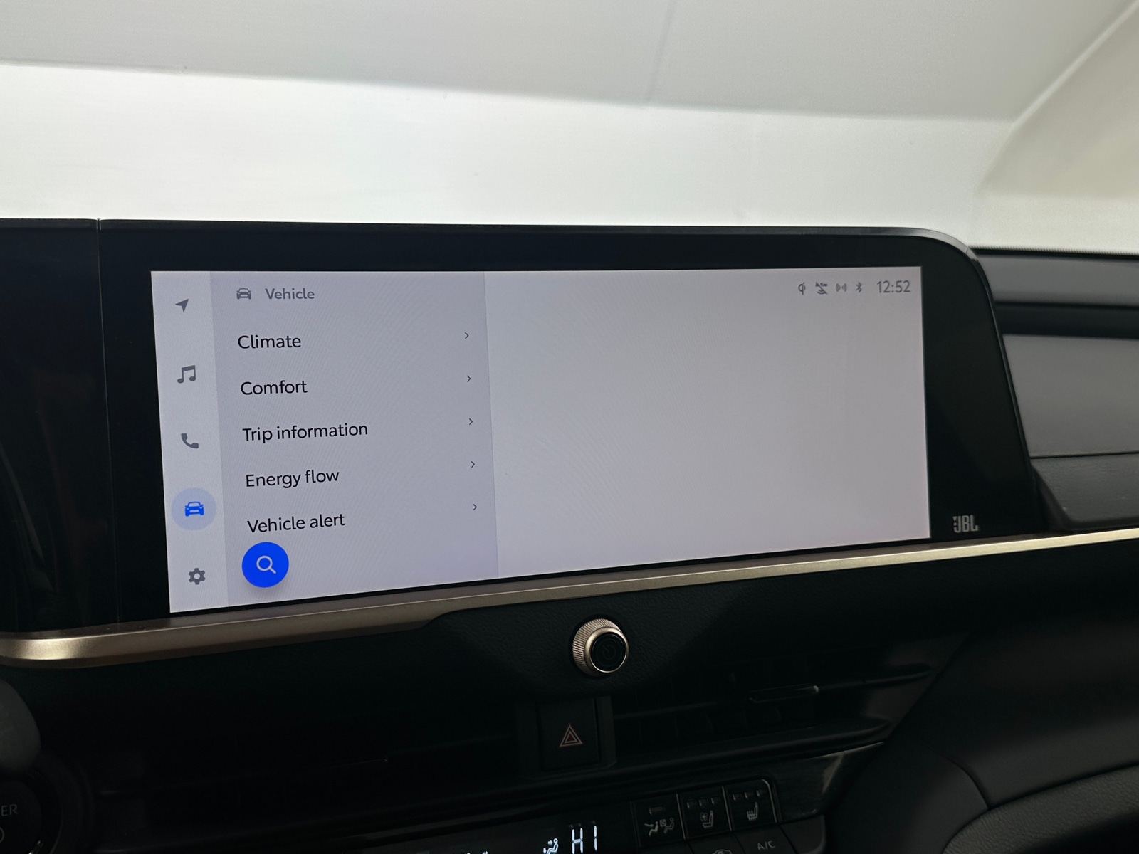 Thumbnail: 2023 Toyota Crown - 3