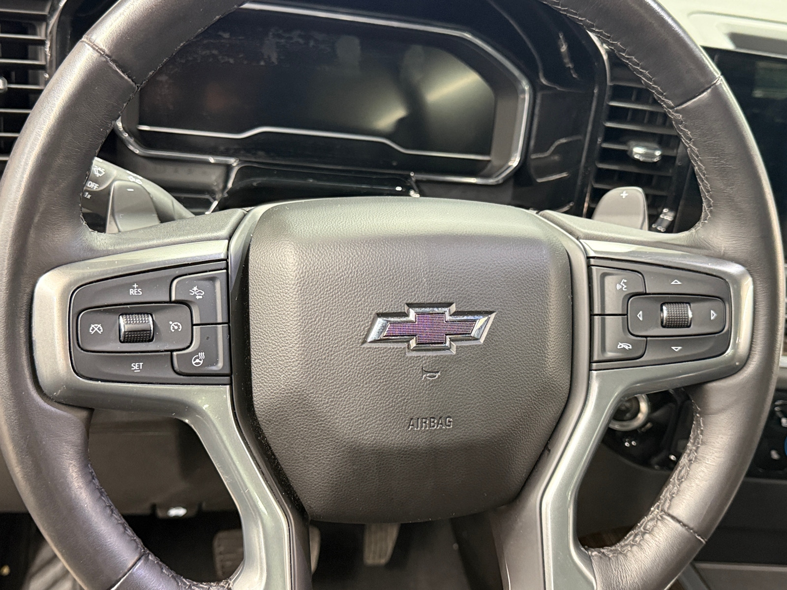 Thumbnail: 2023 Chevrolet Silverado 1500 - 5