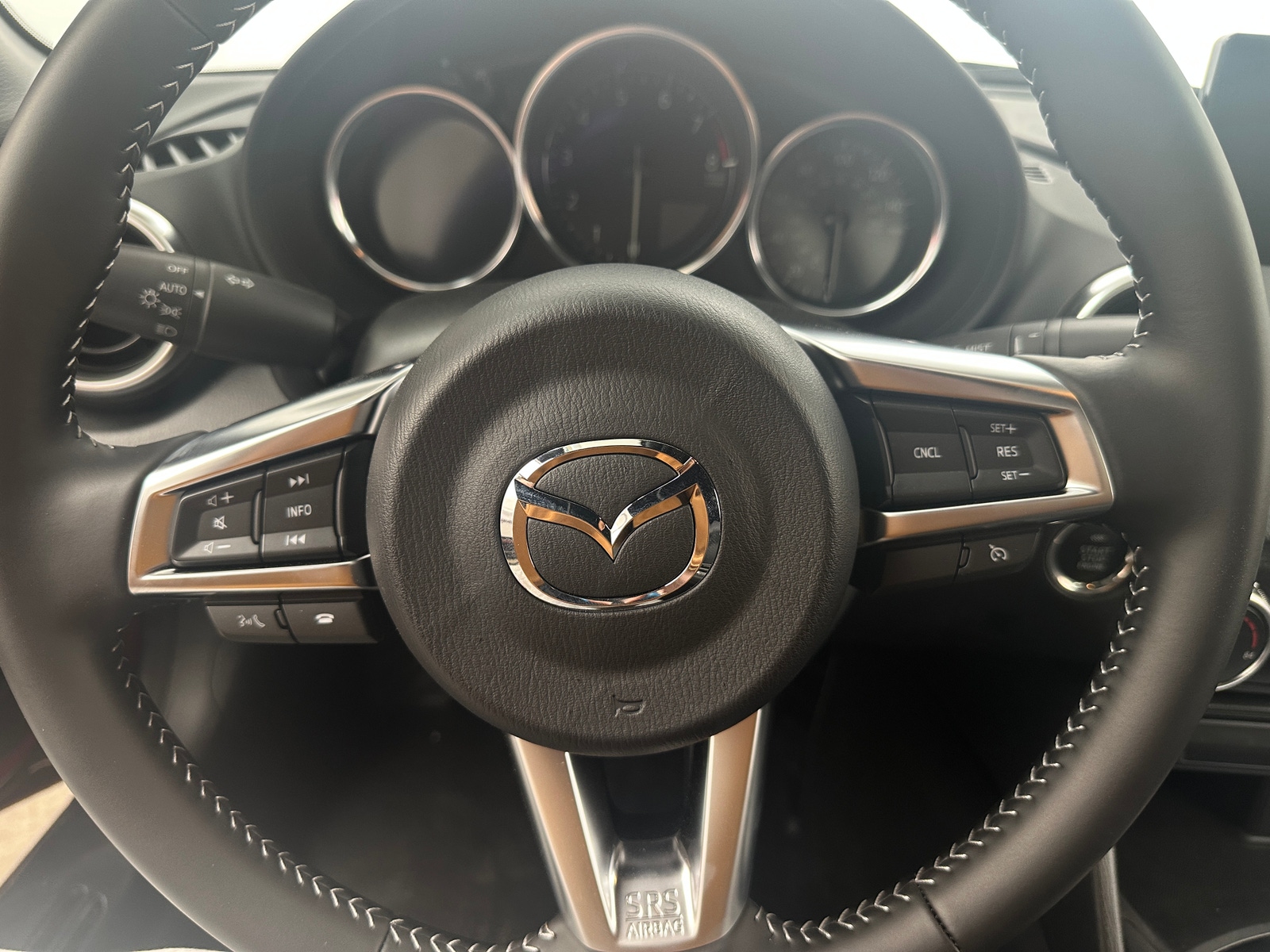 Thumbnail: 2025 Mazda MX-5 Miata - 4