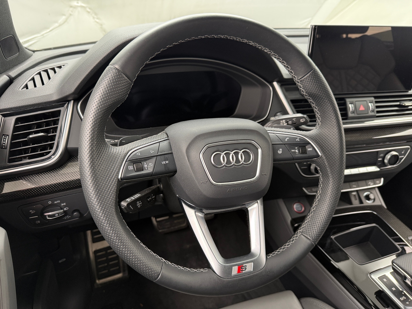 Thumbnail: 2024 Audi SQ5 - 4