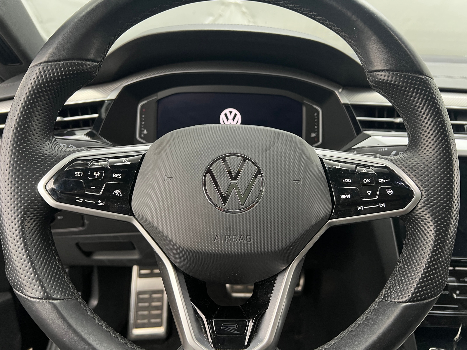 Thumbnail: 2021 Volkswagen Arteon - 4