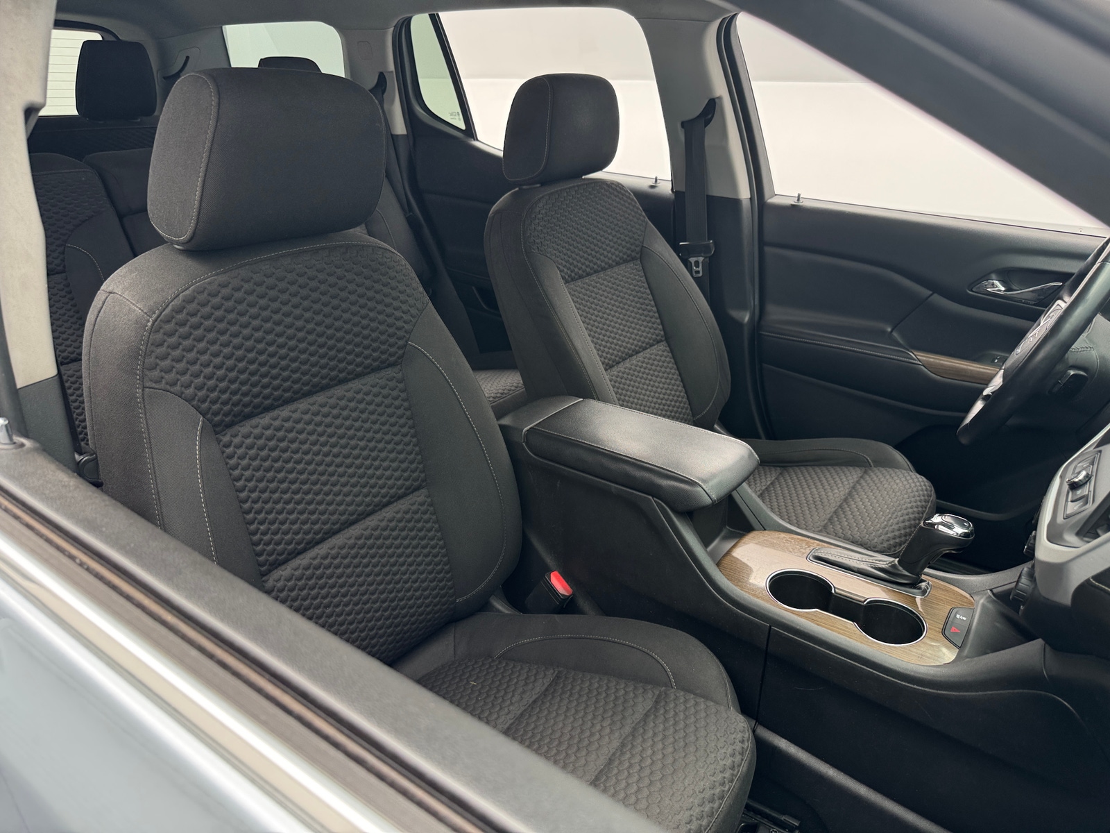 Thumbnail: 2017 GMC Acadia - 2