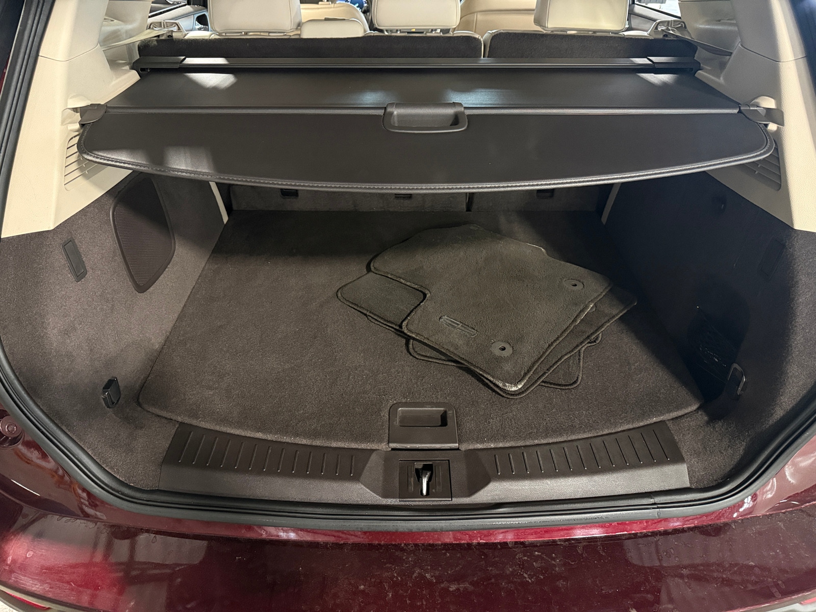 Thumbnail: 2017 Lincoln MKC - 6