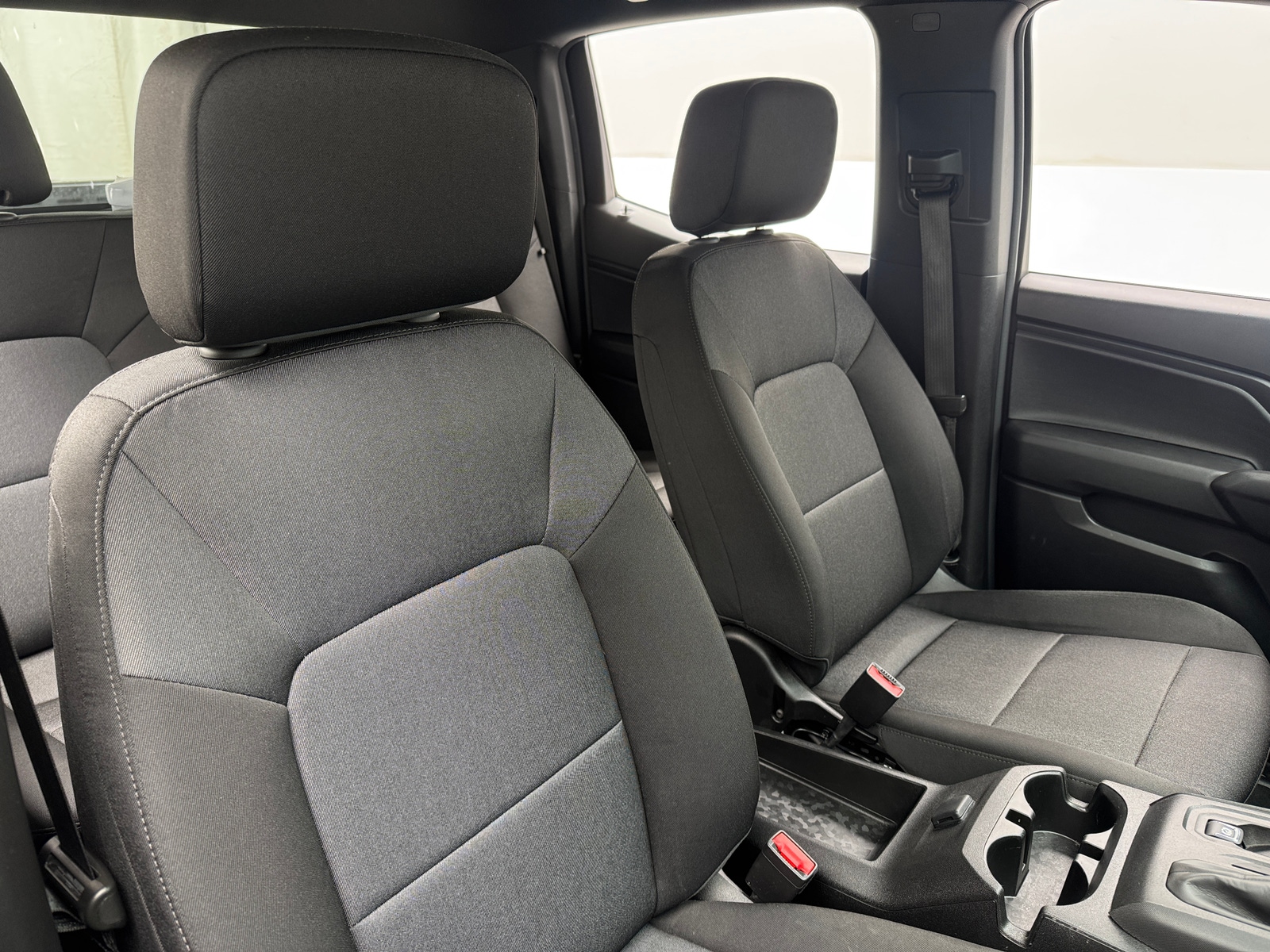 Thumbnail: 2024 Chevrolet Colorado - 2