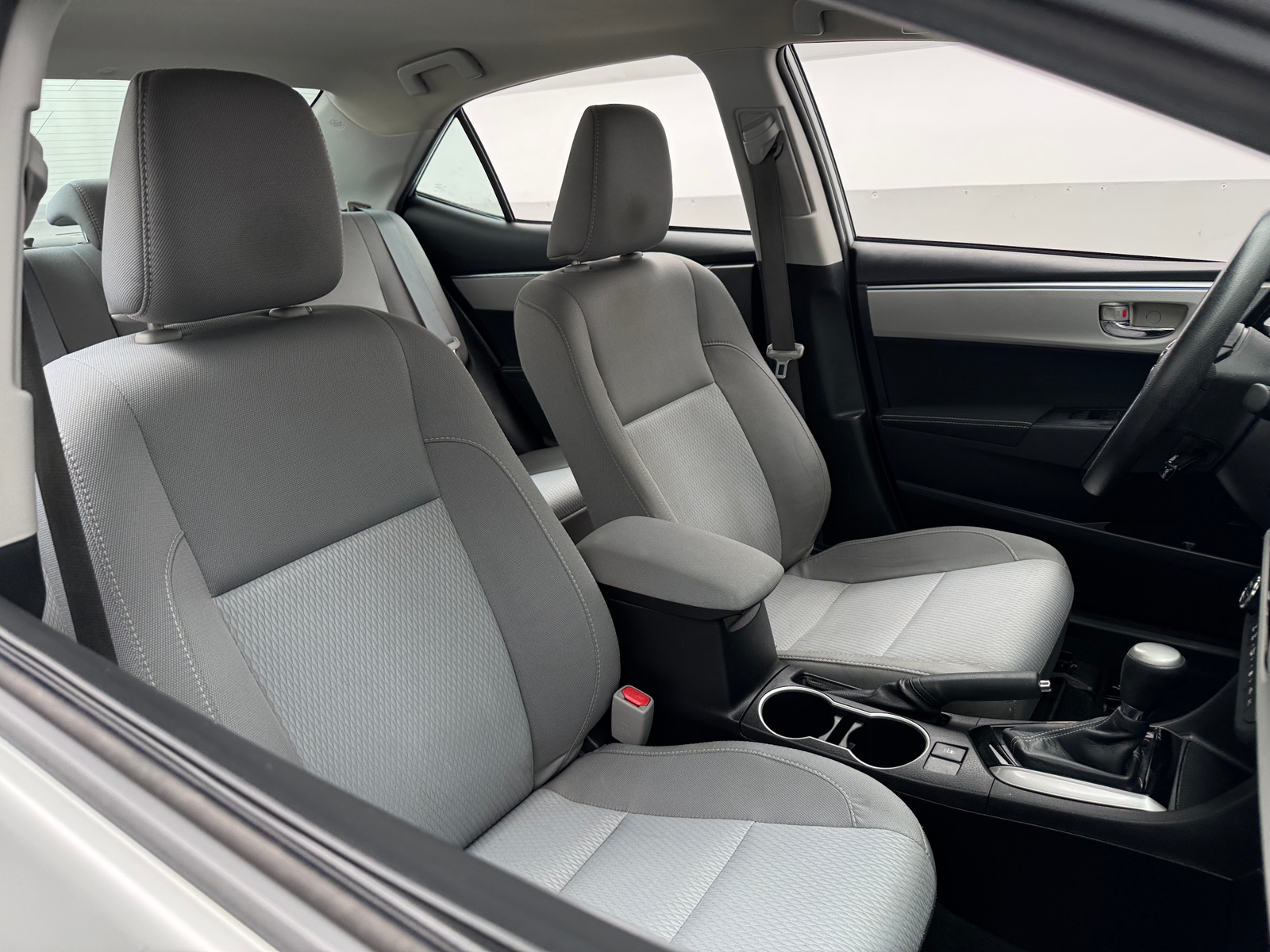 Thumbnail: 2016 Toyota Corolla - 2