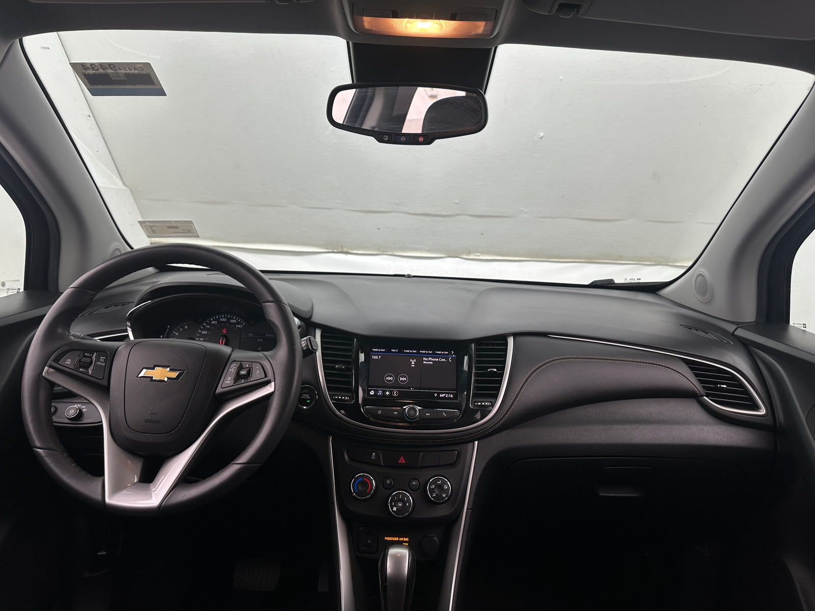 Thumbnail: 2022 Chevrolet Trax - 3
