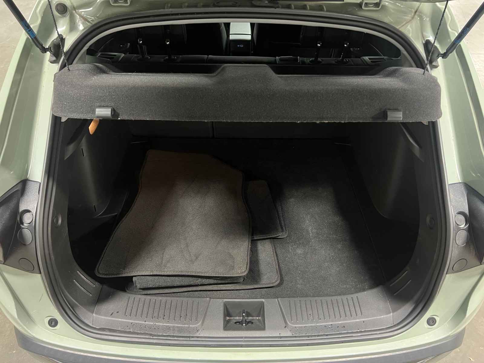 Thumbnail: 2024 Chevrolet Trax - 6