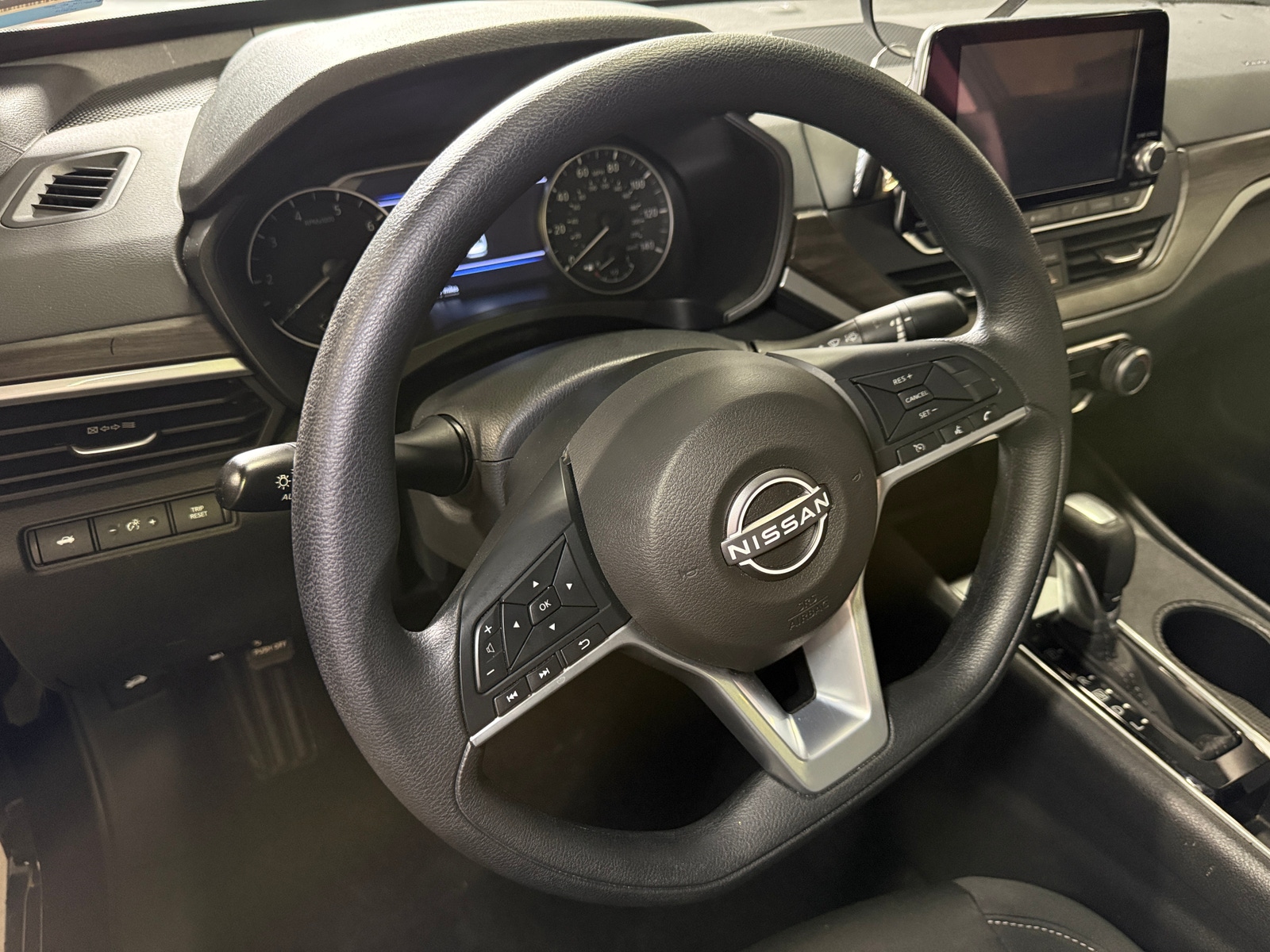 Thumbnail: 2025 Nissan Altima - 5