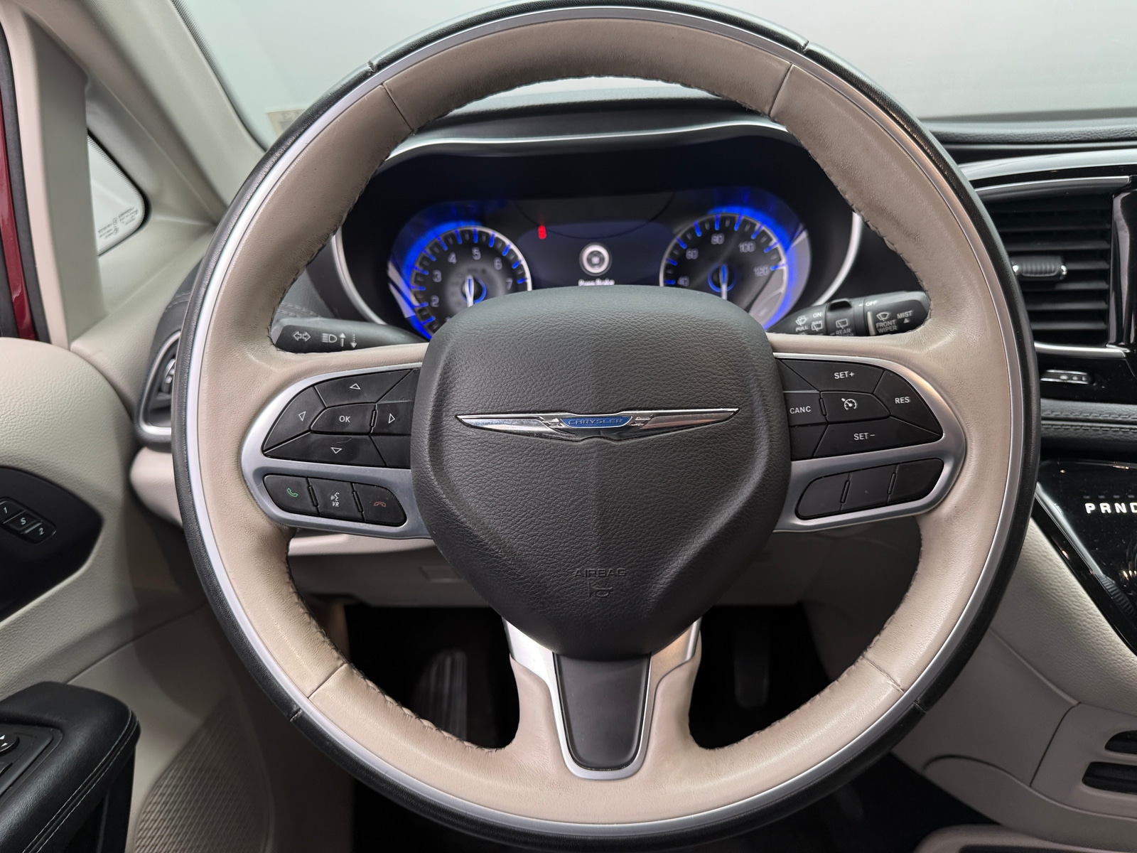 Thumbnail: 2020 Chrysler Pacifica - 4