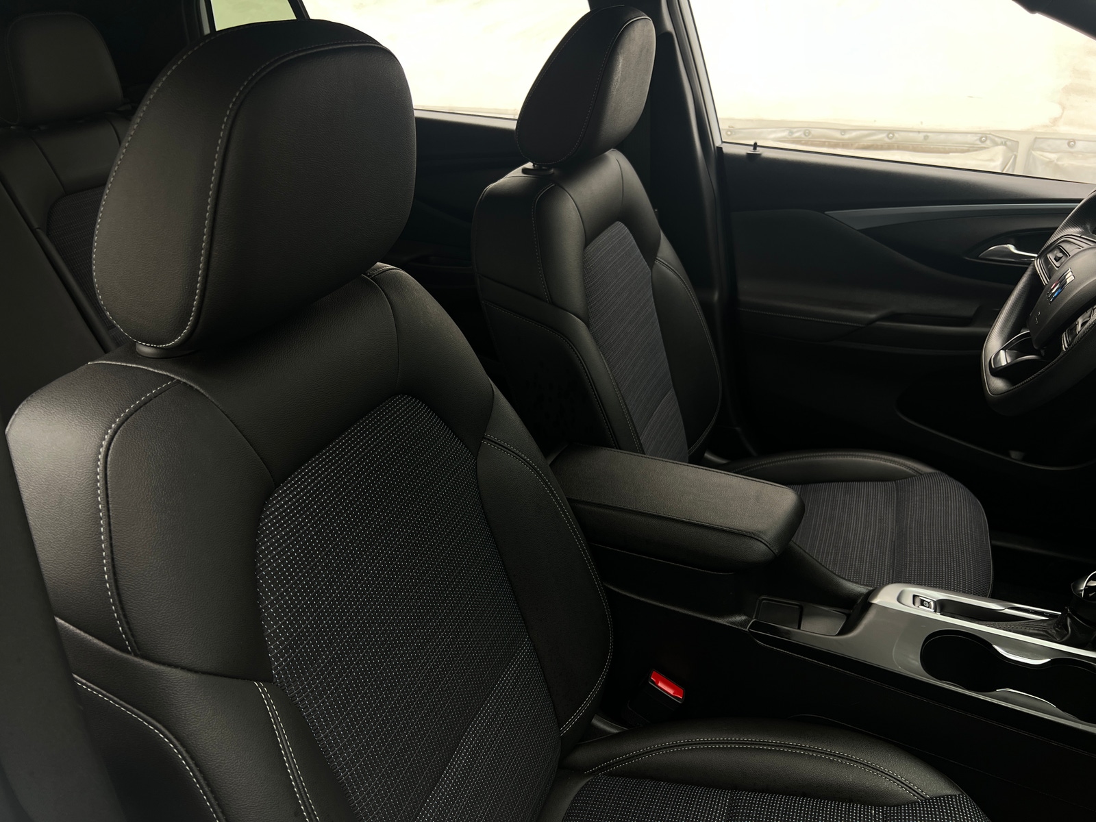 Thumbnail: 2025 Buick Envista - 2