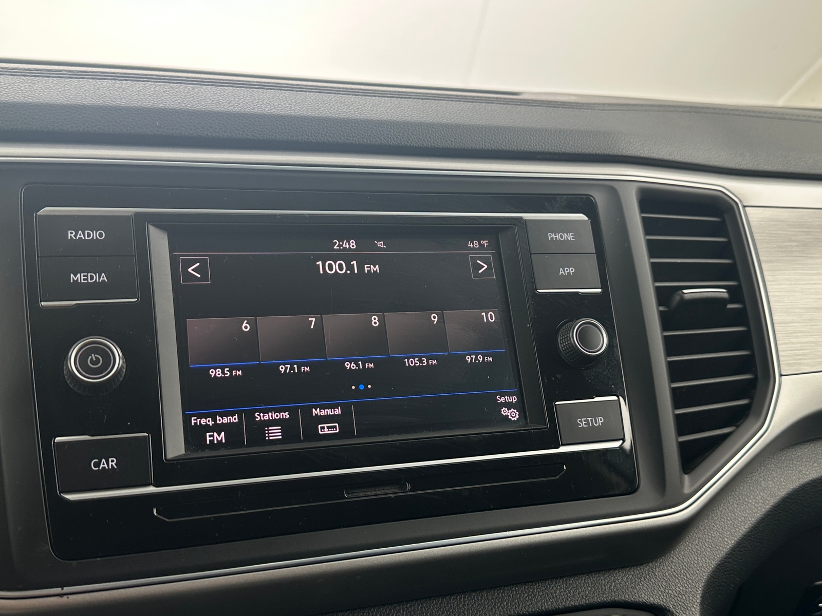 Thumbnail: 2018 Volkswagen Atlas - 4