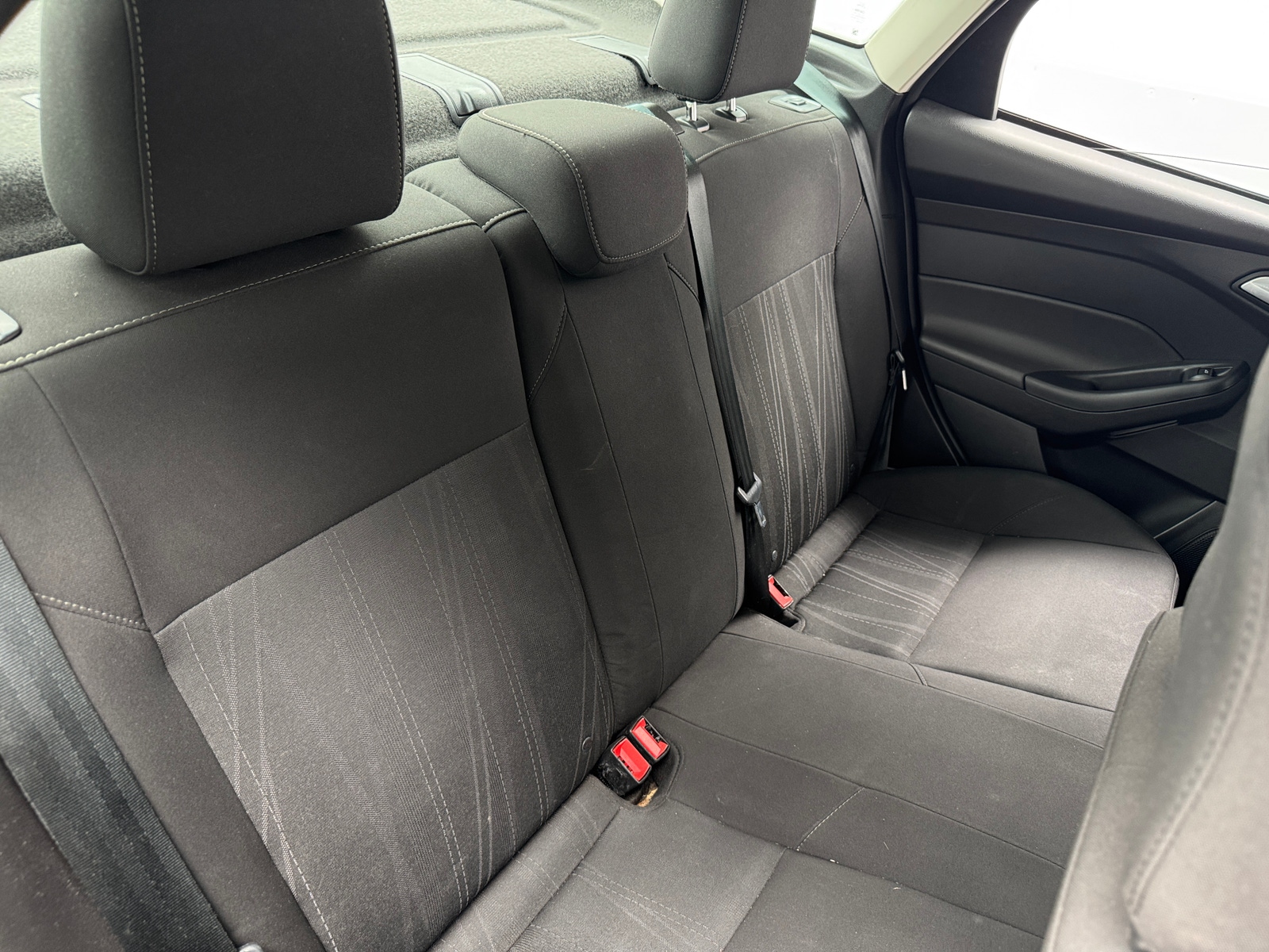 Thumbnail: 2017 Ford Focus - 6