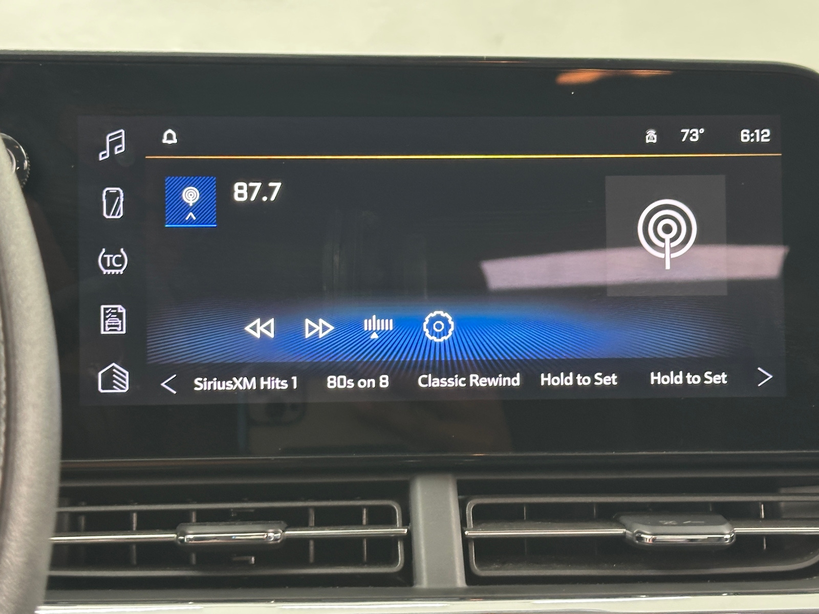 Thumbnail: 2025 Chevrolet Trax - 4