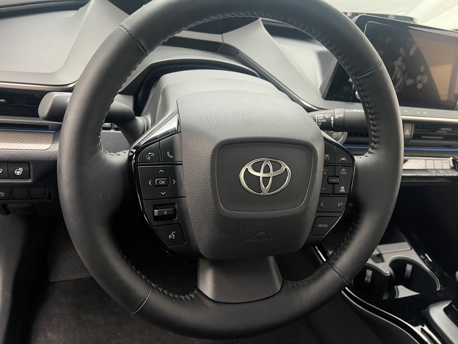 Thumbnail: 2025 Toyota Prius - 5