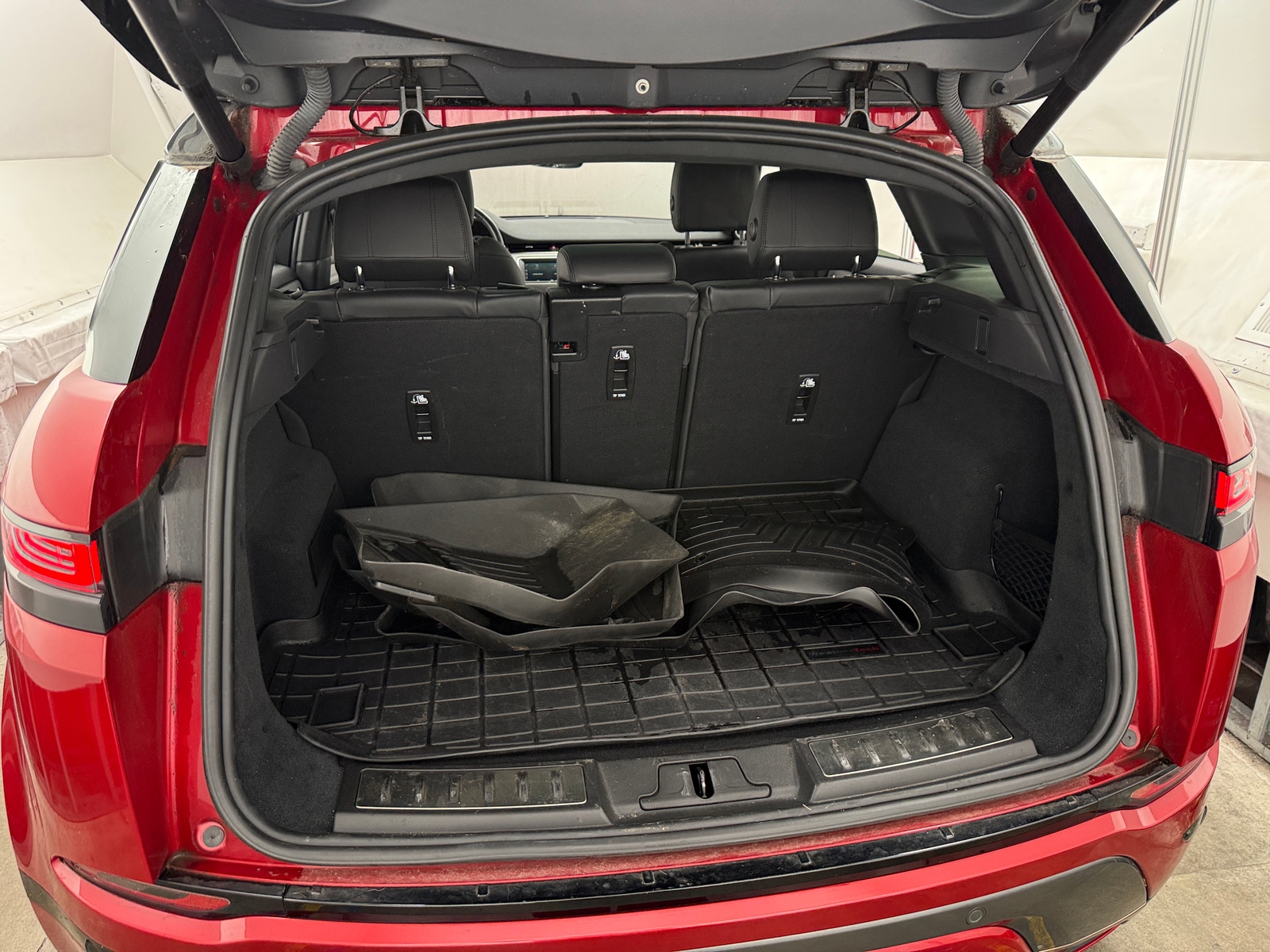 Thumbnail: 2021 Land Rover Range Rover Evoque - 6