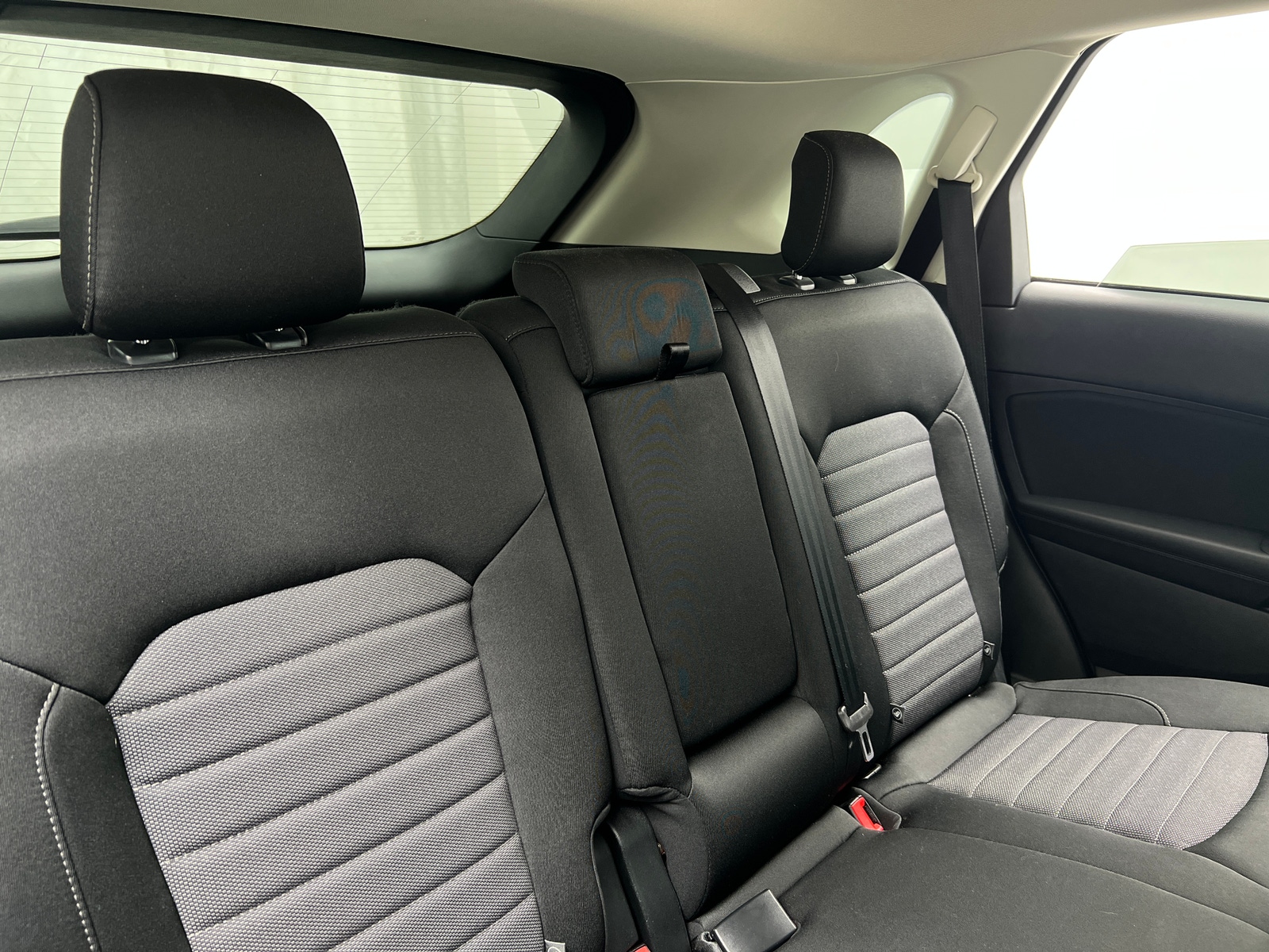 Thumbnail: 2019 Ford Edge - 6