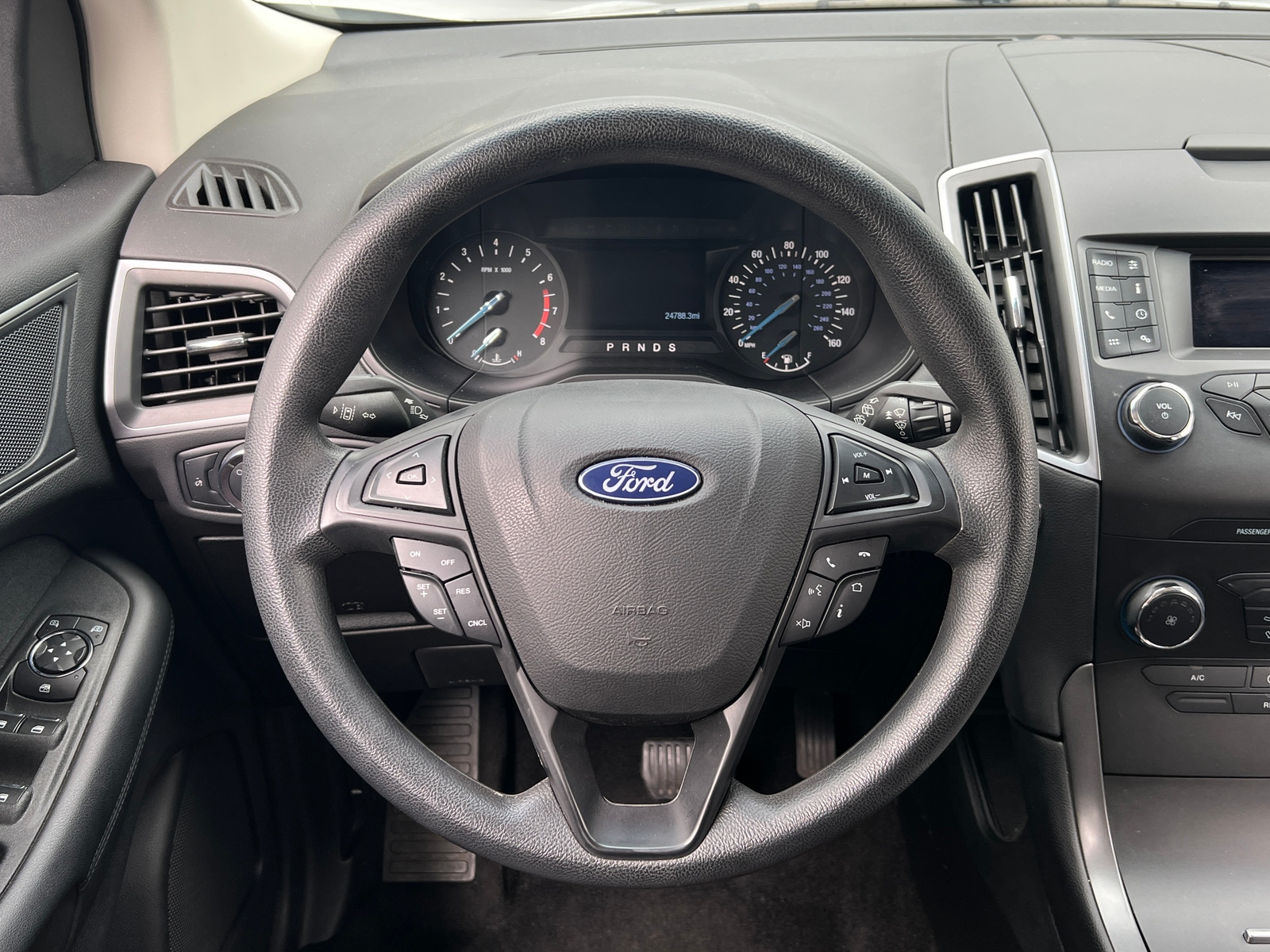 Thumbnail: 2019 Ford Edge - 5