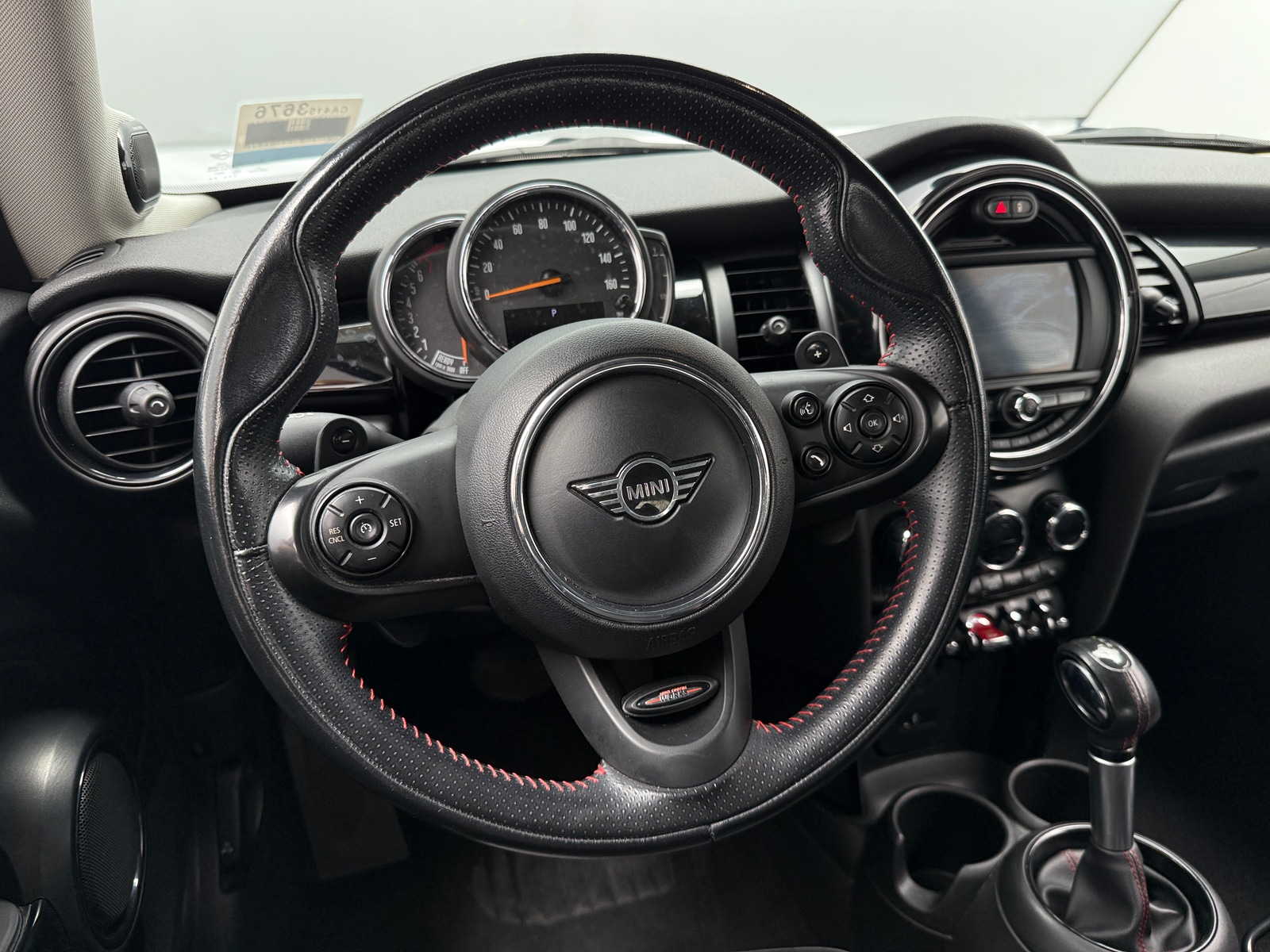 Thumbnail: 2019 MINI Cooper Hardtop - 4