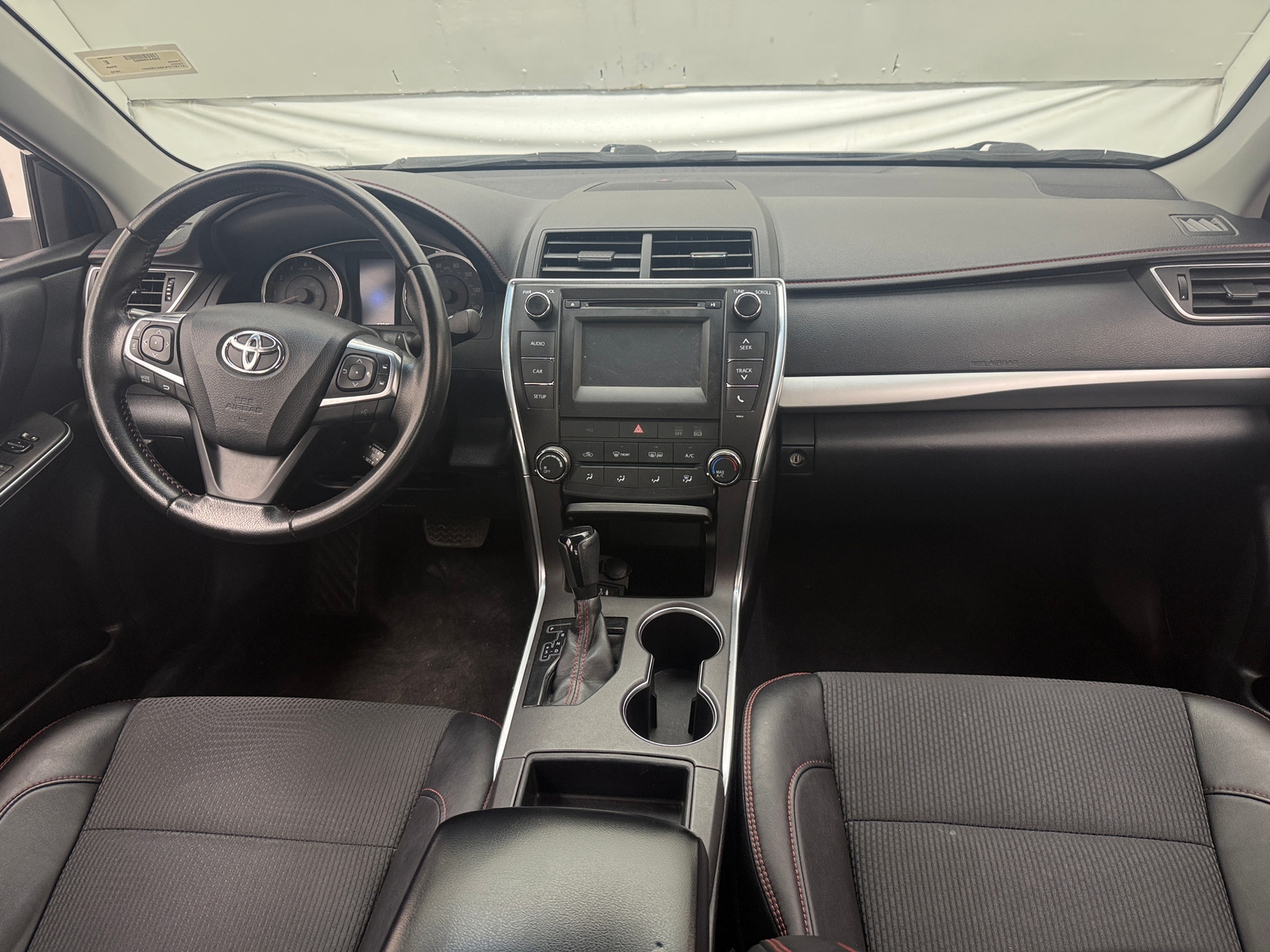 Thumbnail: 2016 Toyota Camry - 3