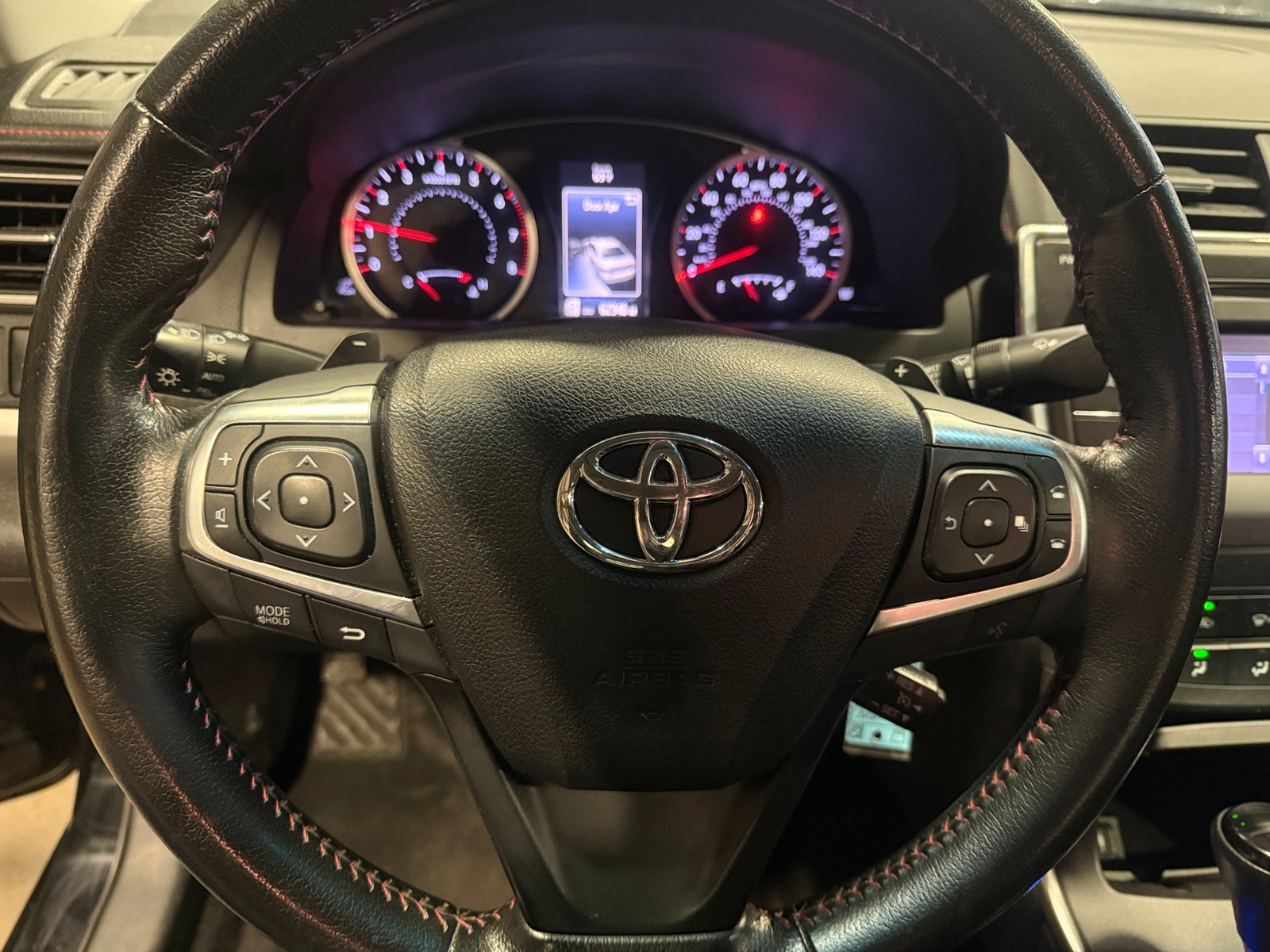 Thumbnail: 2016 Toyota Camry - 5