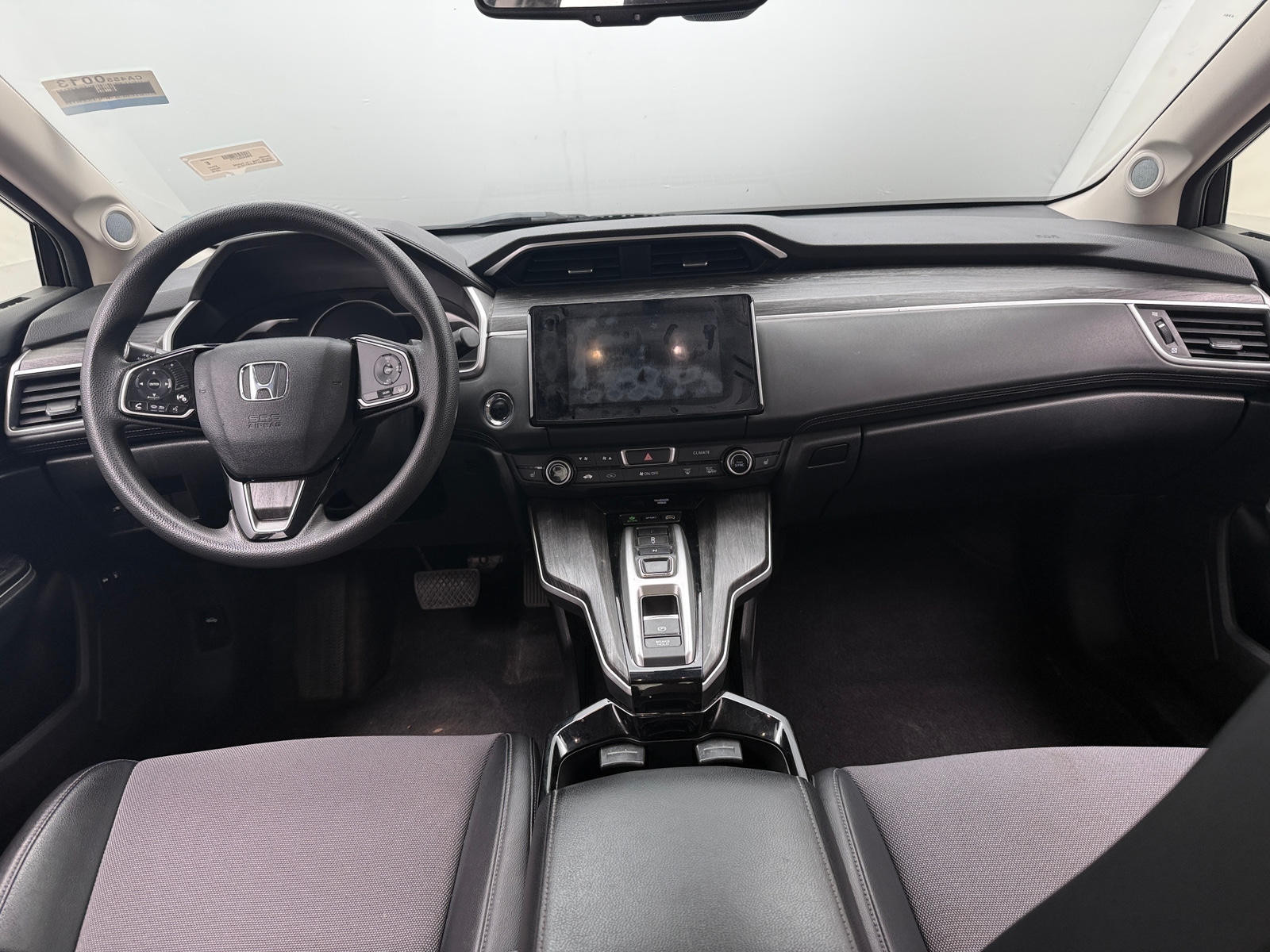 Thumbnail: 2018 Honda Clarity - 3