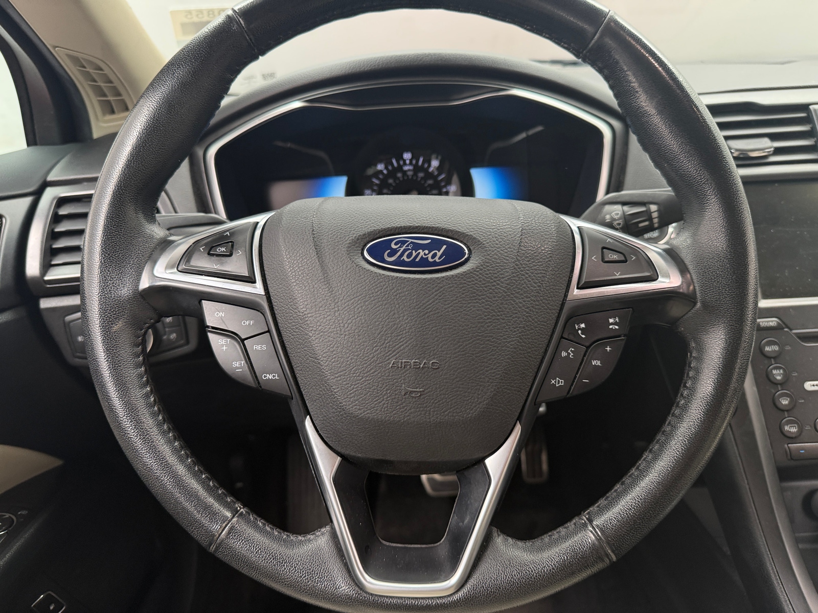 Thumbnail: 2018 Ford Fusion - 4