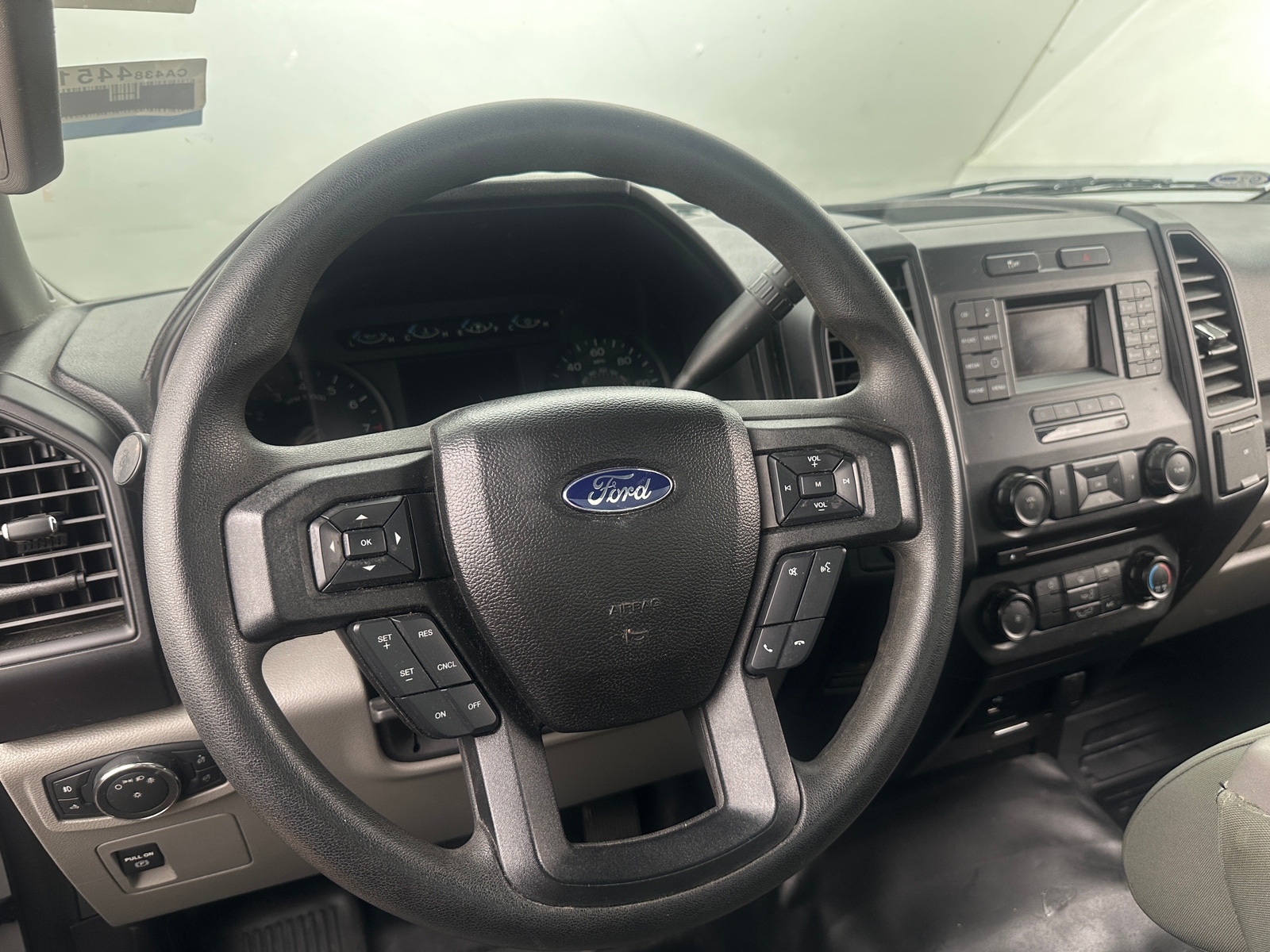 Thumbnail: 2016 Ford Econoline - 5