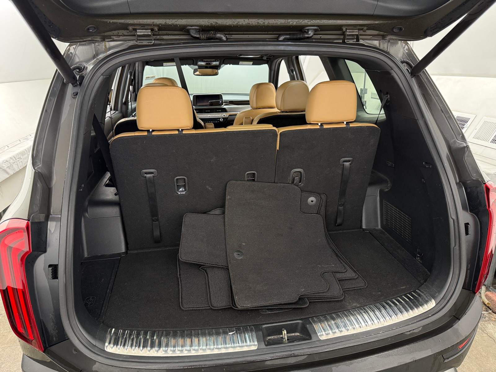 Thumbnail: 2022 Kia Telluride - 6