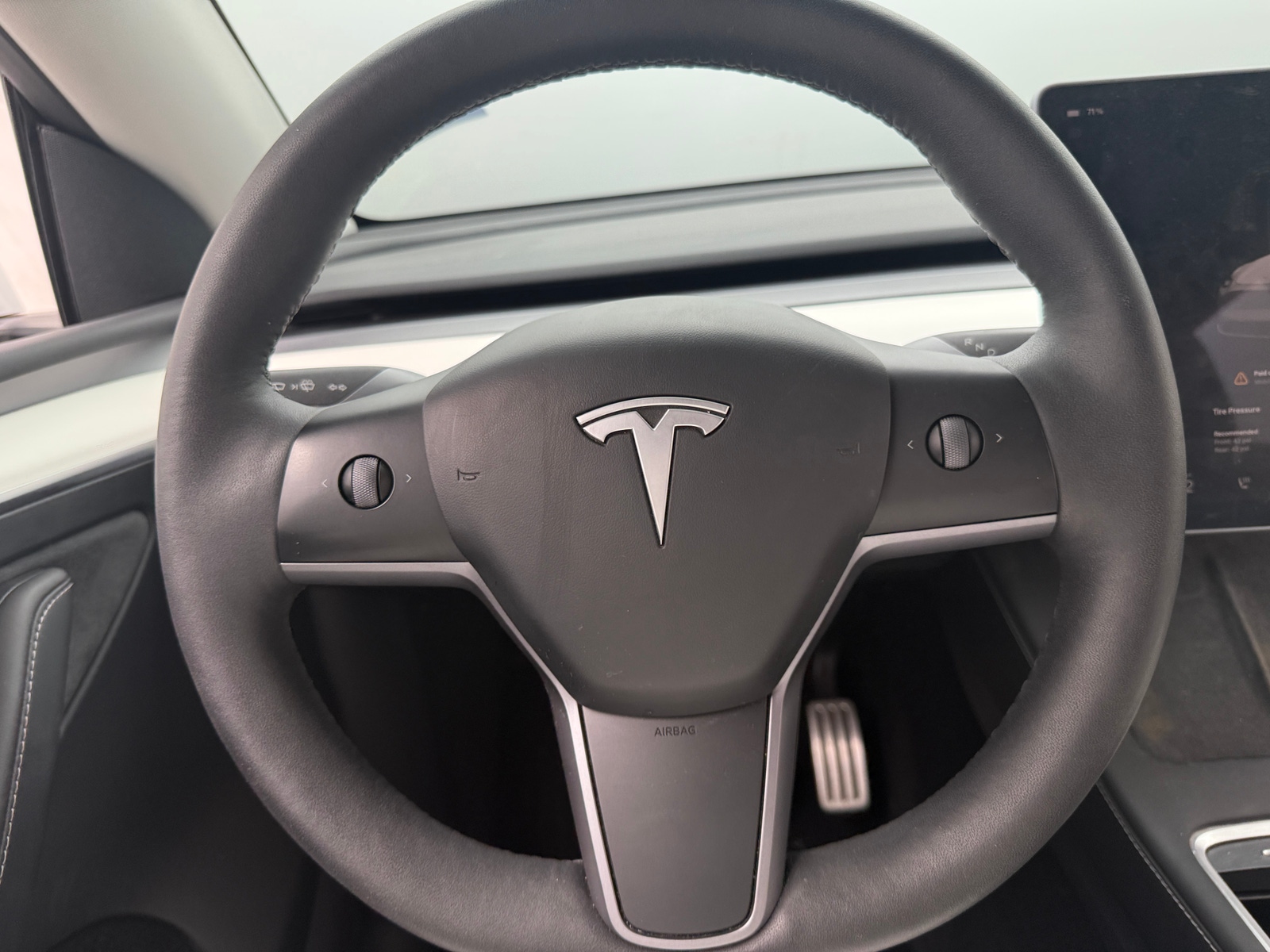 Thumbnail: 2023 Tesla Model Y - 4
