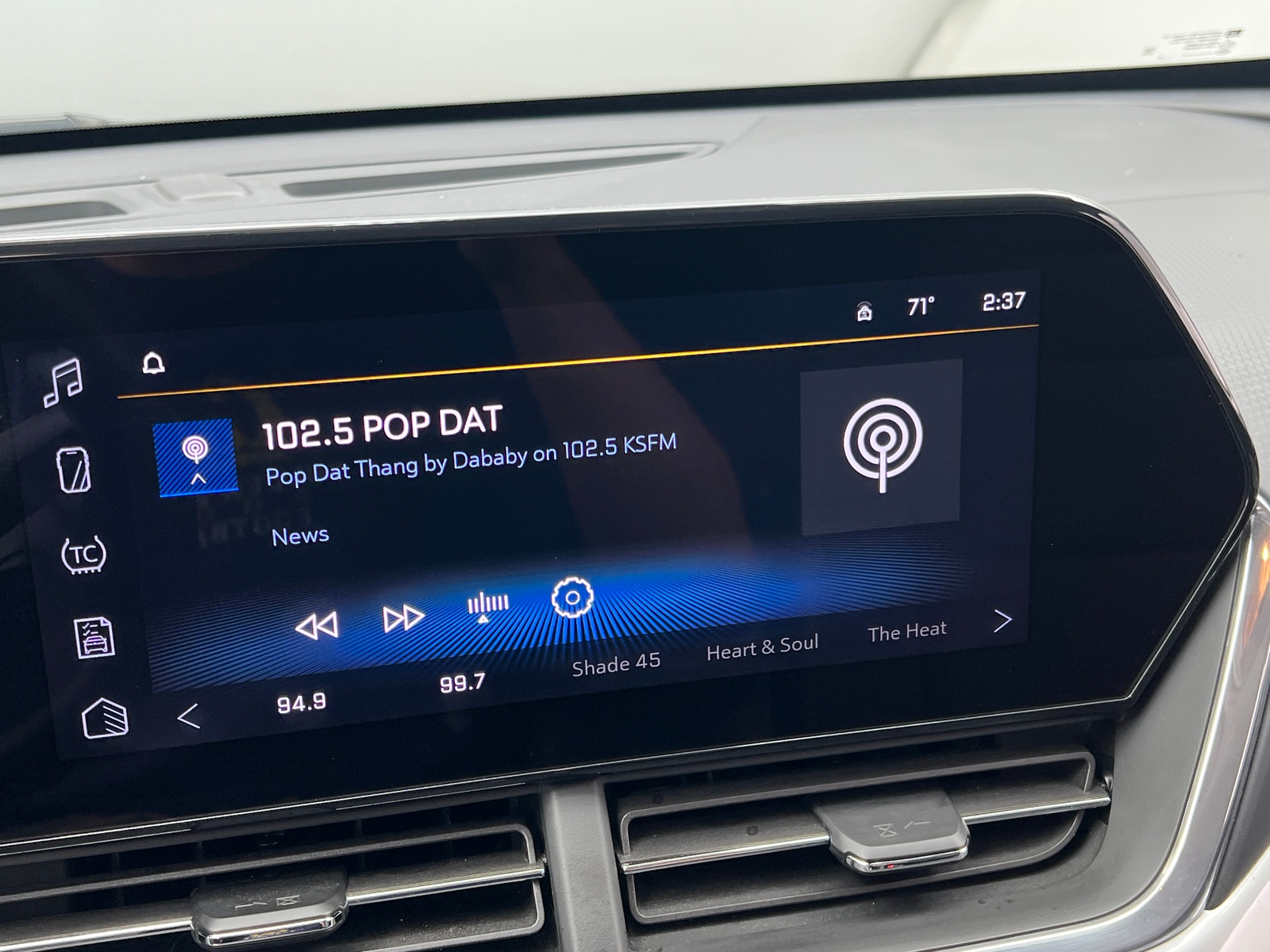 Thumbnail: 2025 Chevrolet Trax - 4