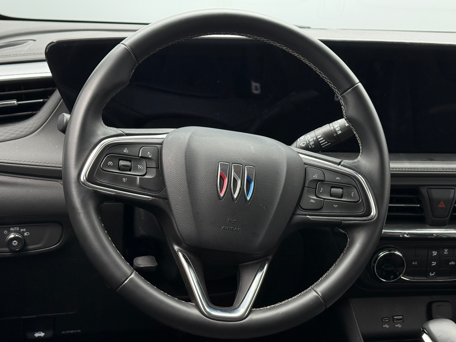 Thumbnail: 2025 Buick Encore GX - 5