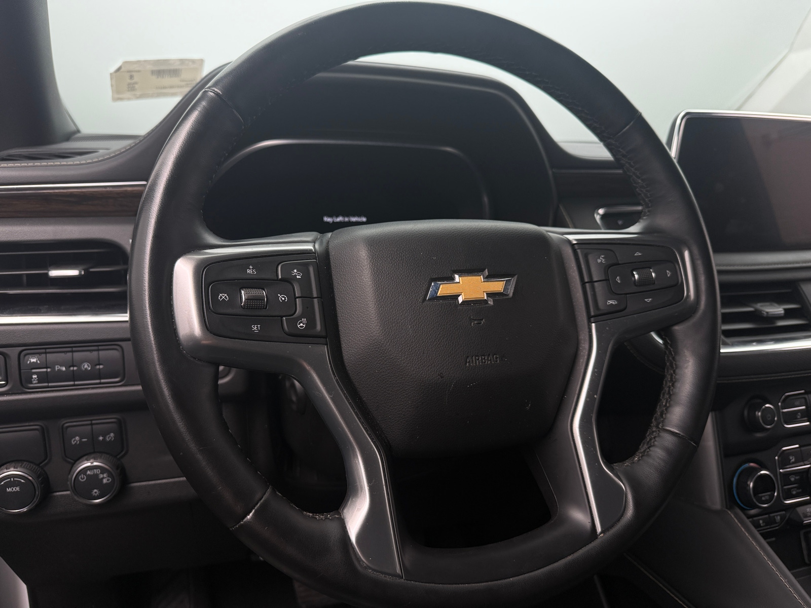 Thumbnail: 2024 Chevrolet Tahoe - 4