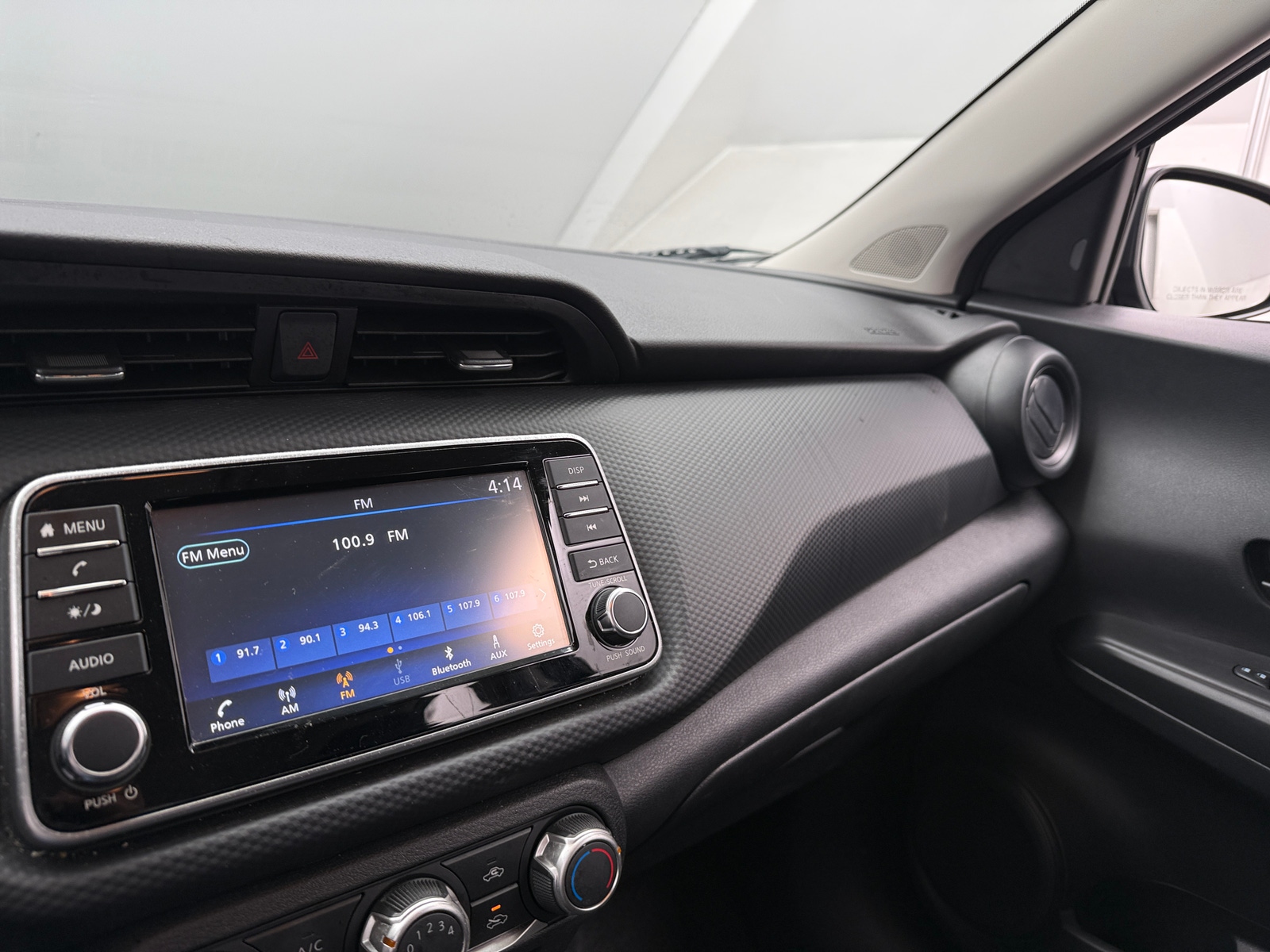 Thumbnail: 2024 Nissan Kicks - 4