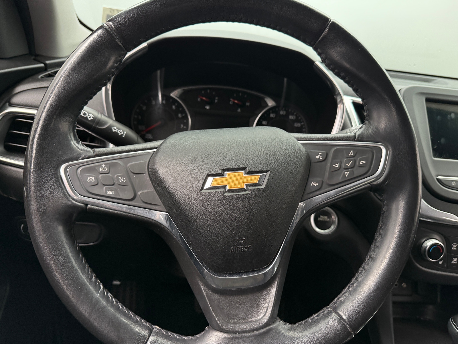 Thumbnail: 2019 Chevrolet Equinox - 5