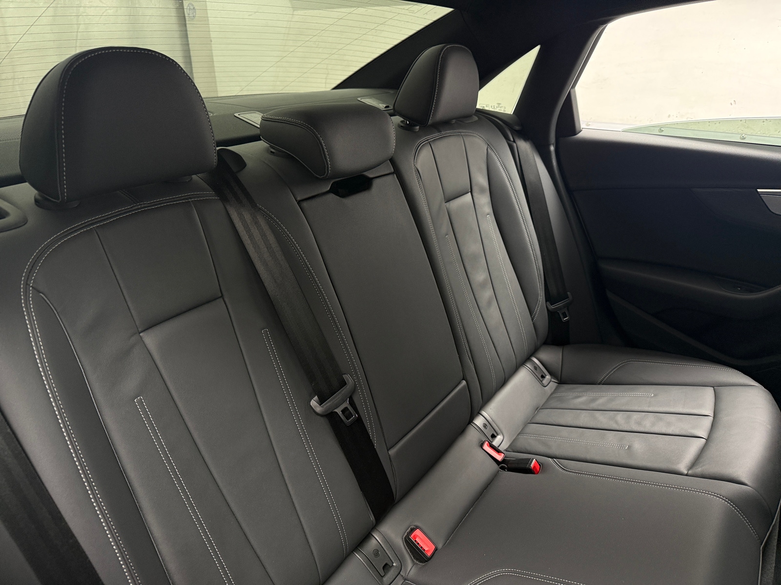 Thumbnail: 2020 Audi A4 - 5