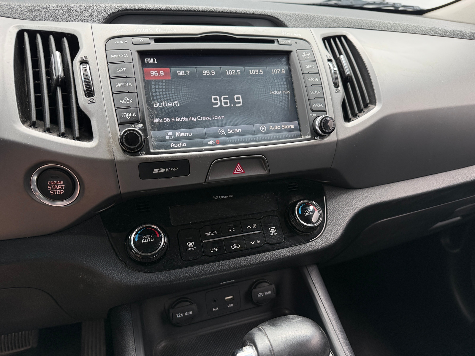 Thumbnail: 2015 Kia Sportage - 4