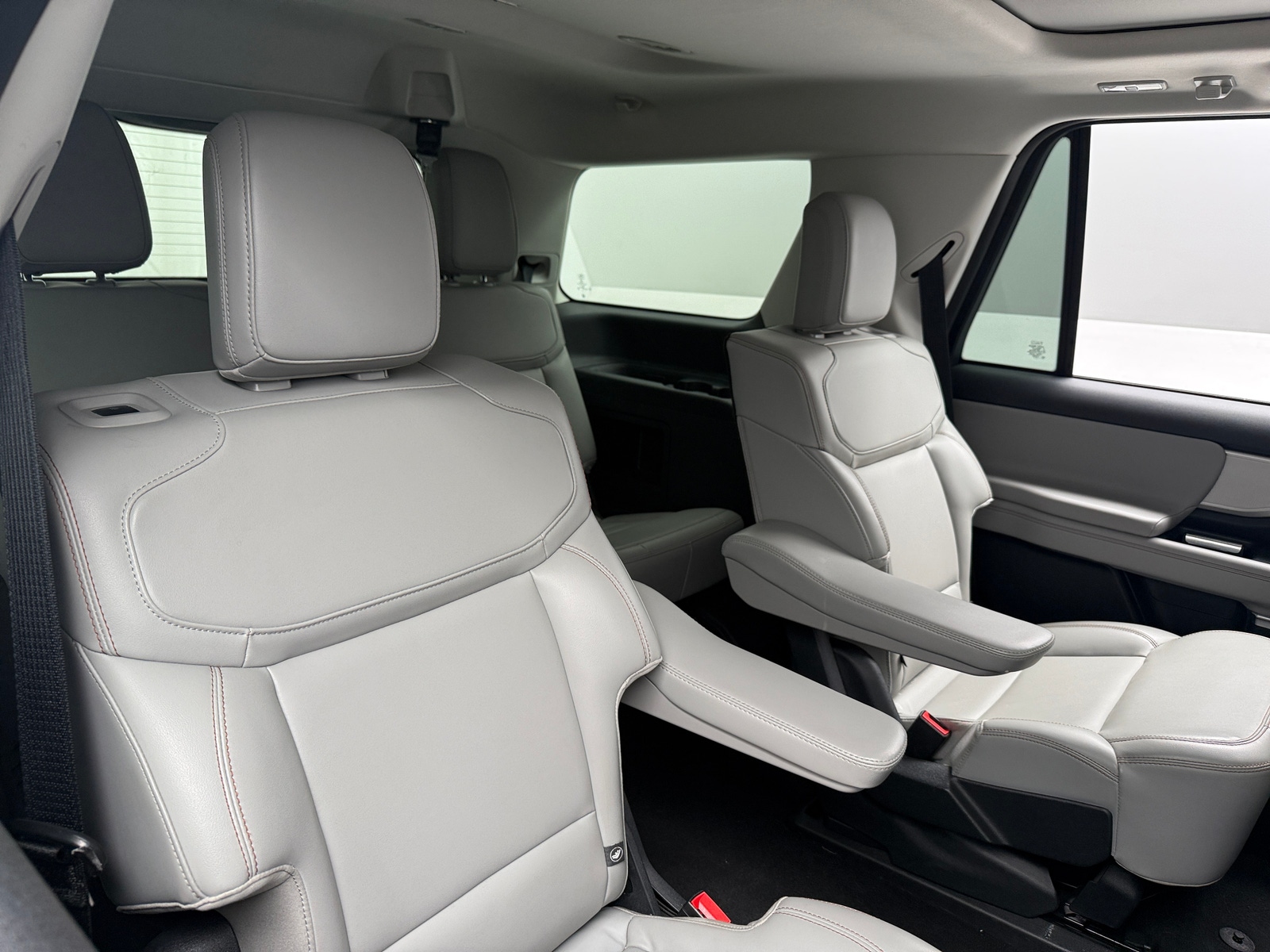 Thumbnail: 2025 Ford Expedition - 5