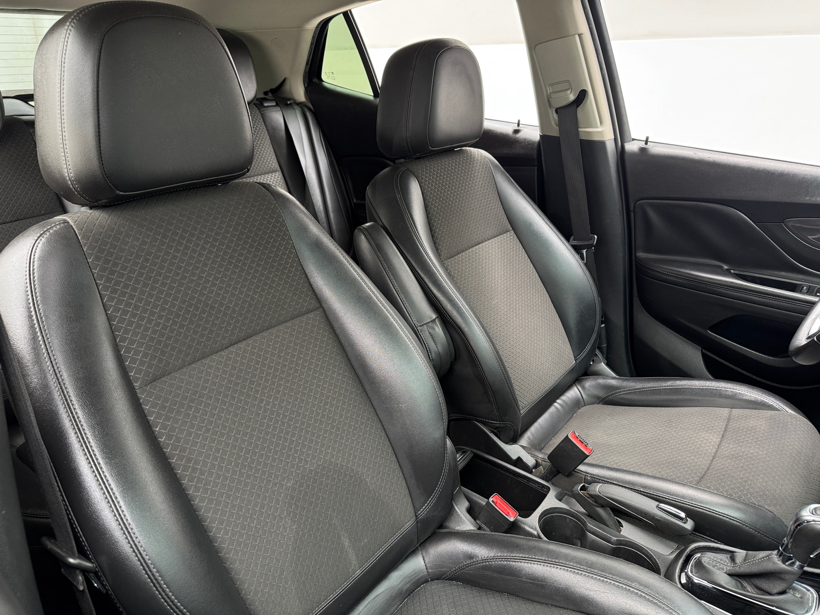 Thumbnail: 2020 Buick Encore - 2