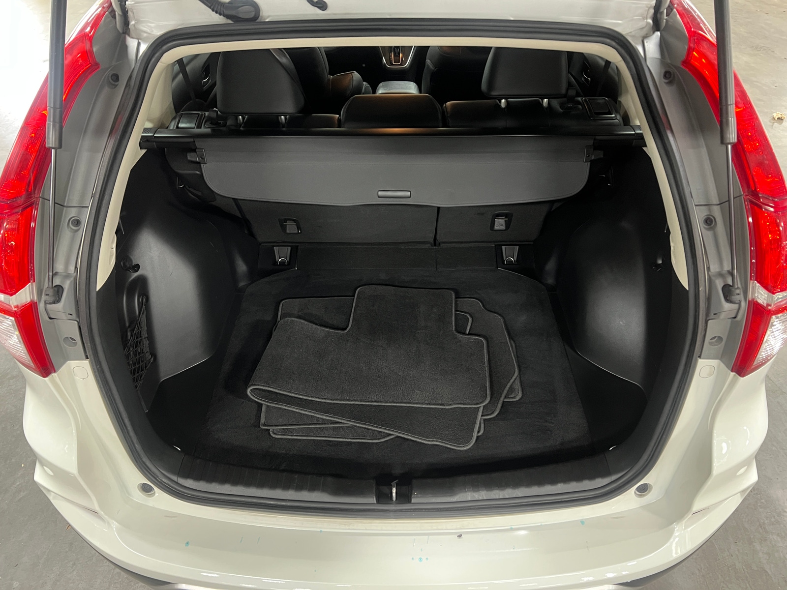 Thumbnail: 2016 Honda CR-V - 6