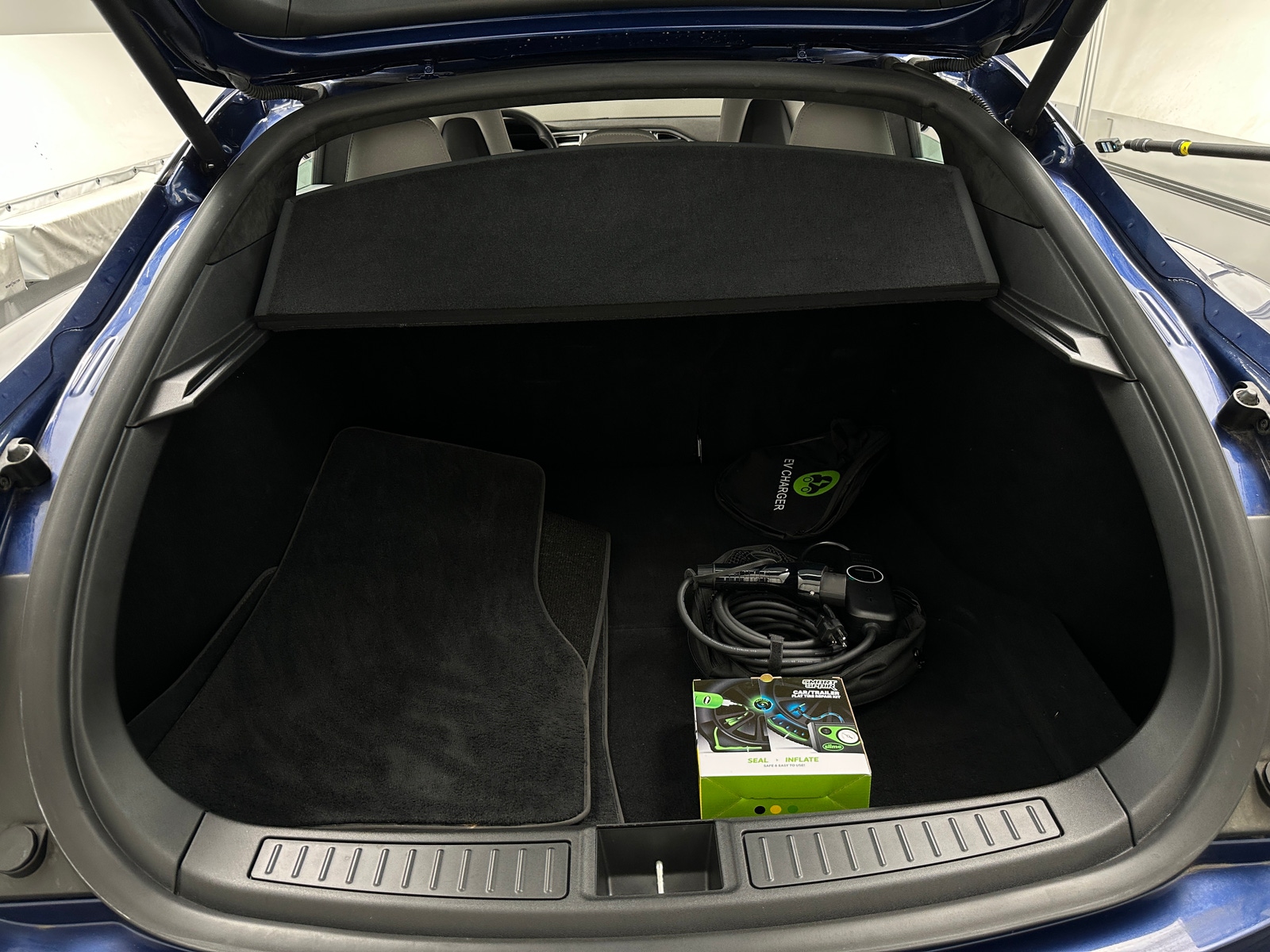 Thumbnail: 2016 Tesla Model S - 6