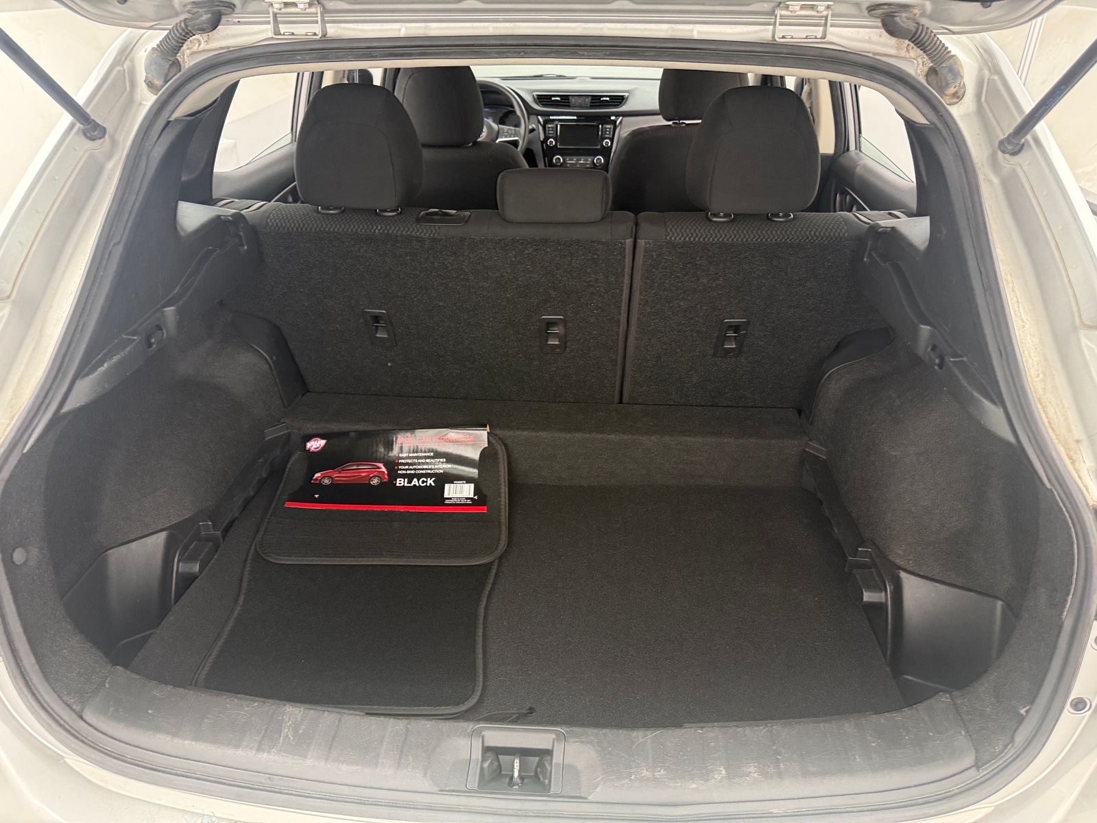 Thumbnail: 2020 Nissan Rogue Sport - 7