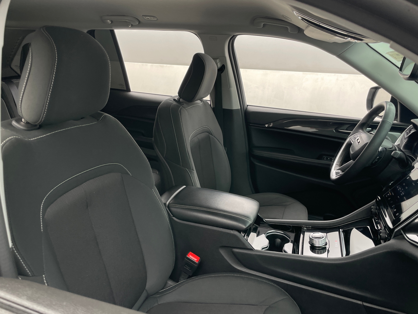 Thumbnail: 2023 Jeep Grand Cherokee - 2