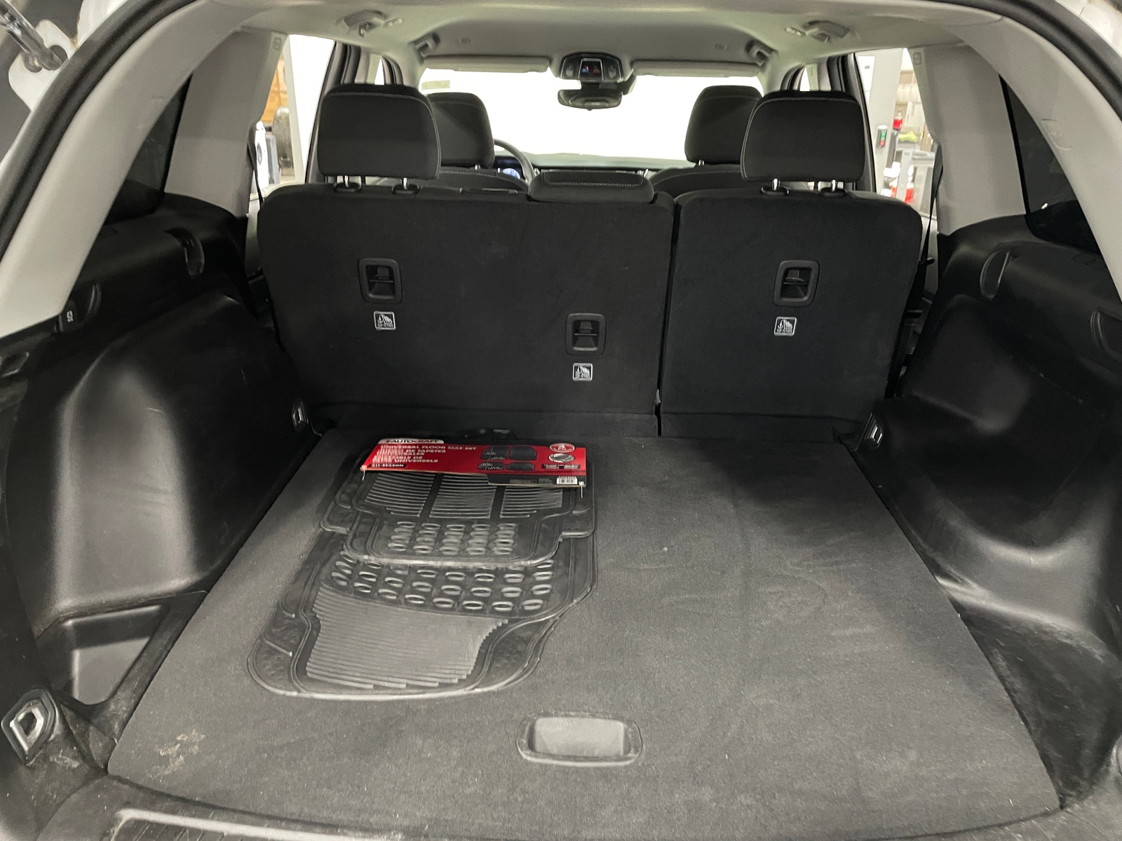 Thumbnail: 2023 Jeep Grand Cherokee - 7