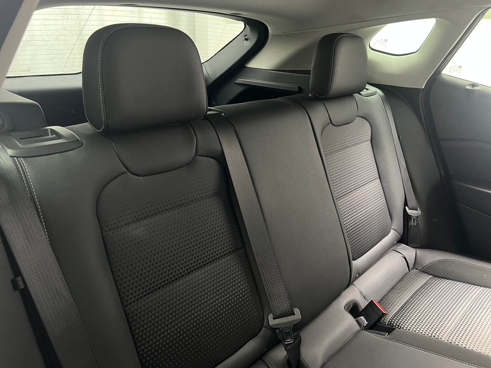 Thumbnail: 2025 Chevrolet Trax - 6