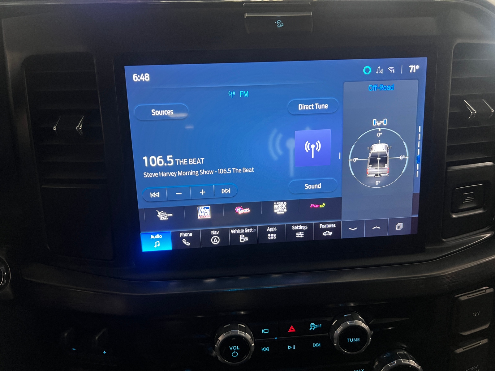 Thumbnail: 2025 Ford Econoline - 3