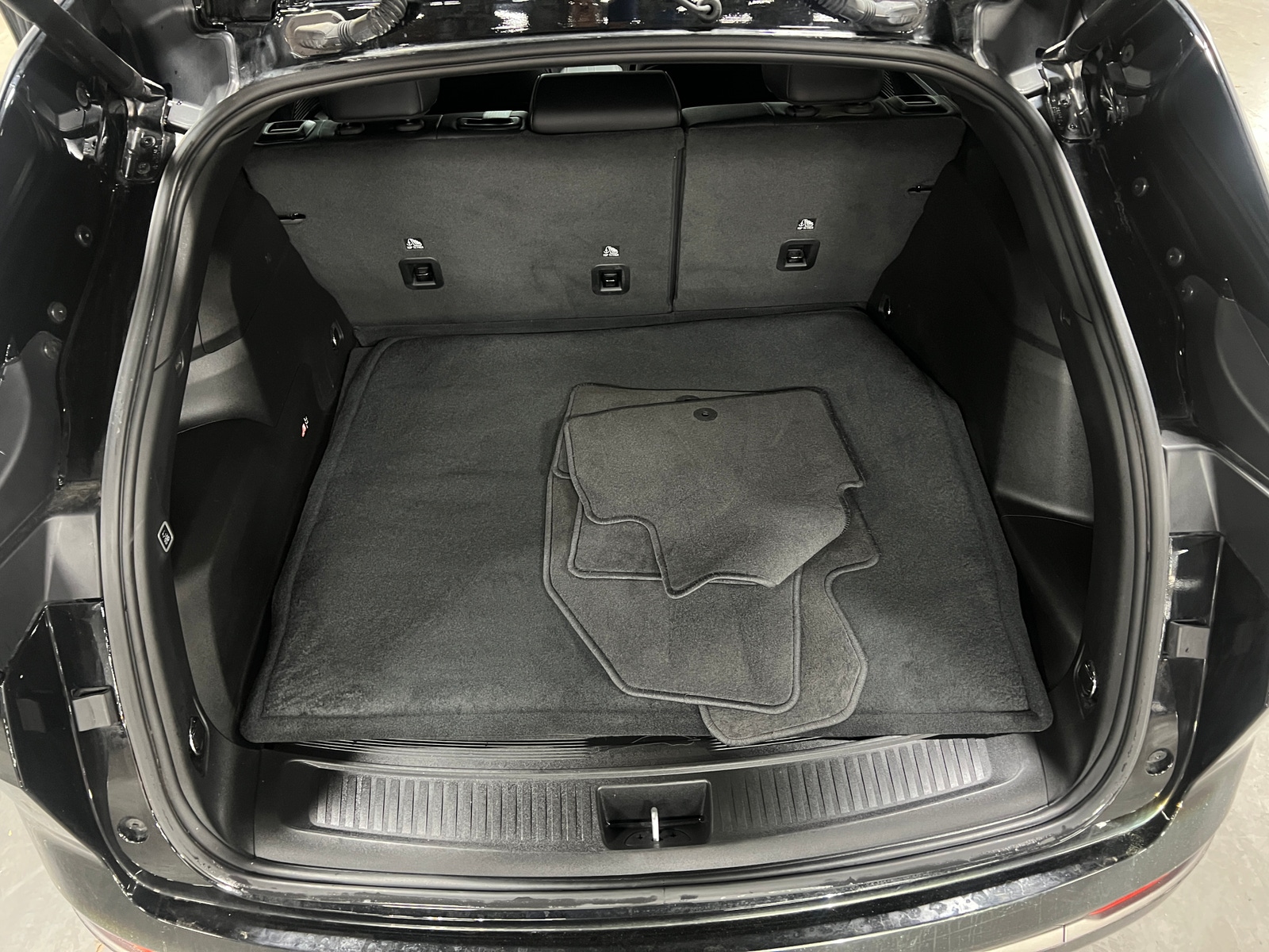 Thumbnail: 2024 Jeep Wagoneer S - 6