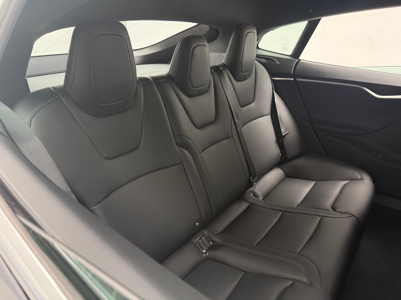 Thumbnail: 2017 Tesla Model S - 5